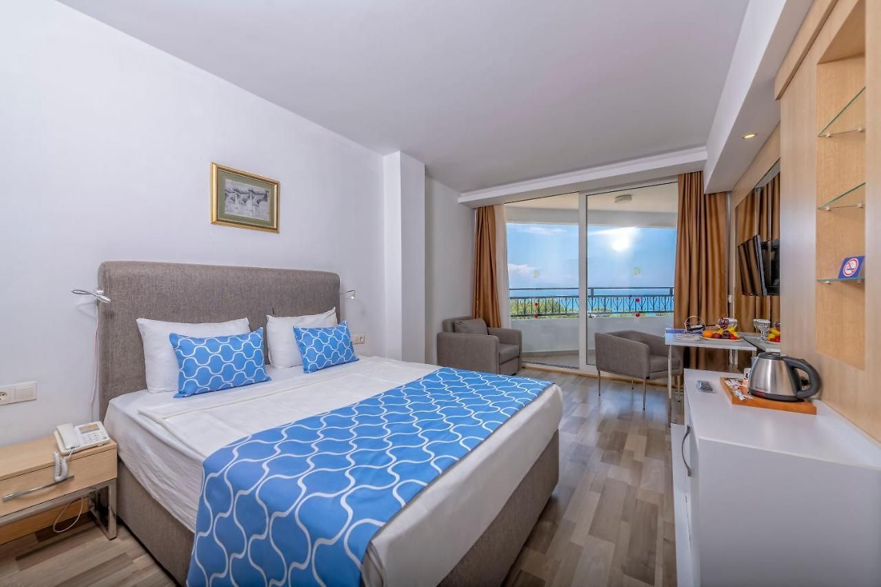 Superior Sea View Room