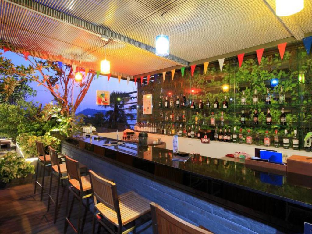 Sunset Bar