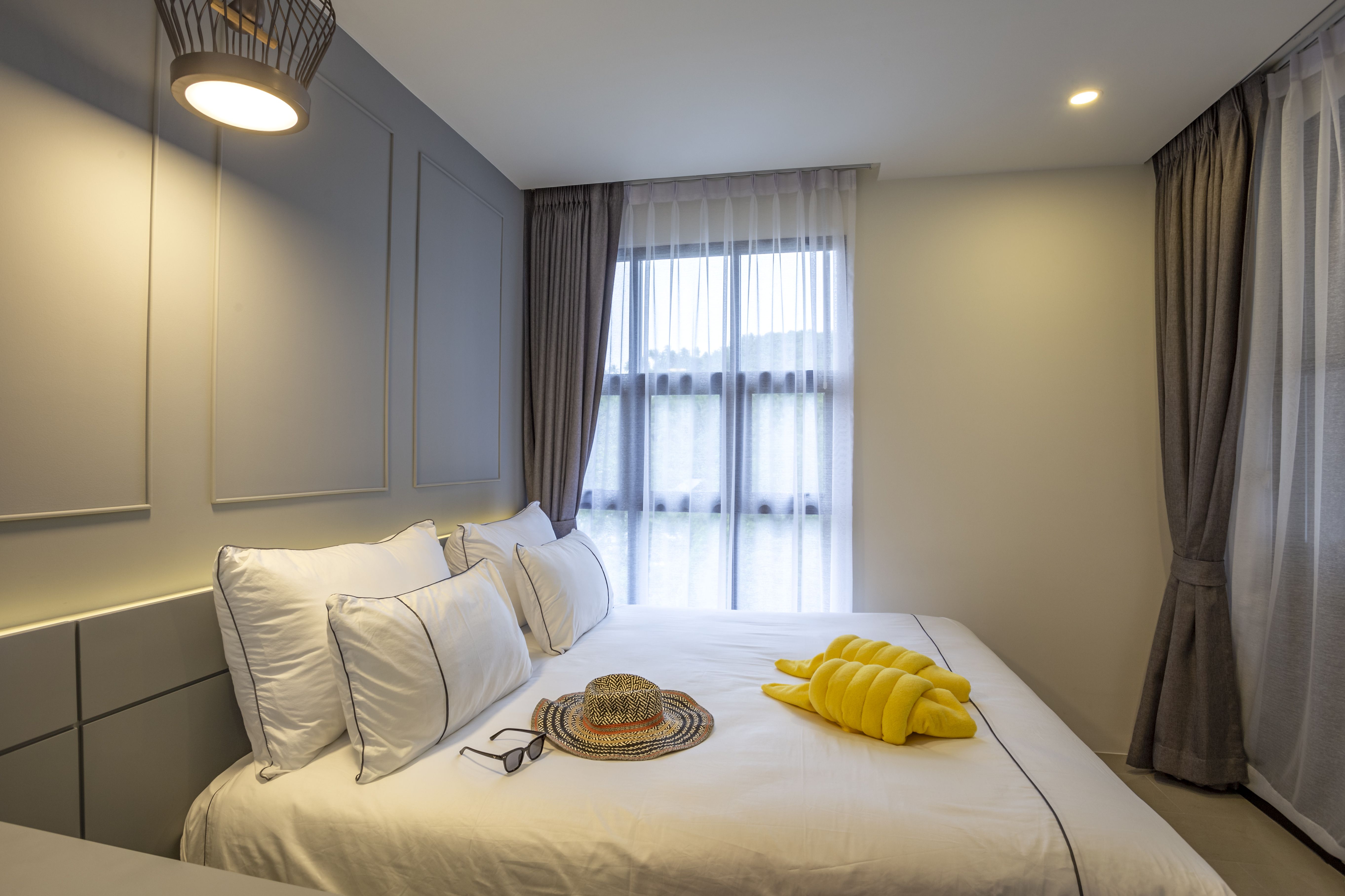 ONE BEDROOM SUITE