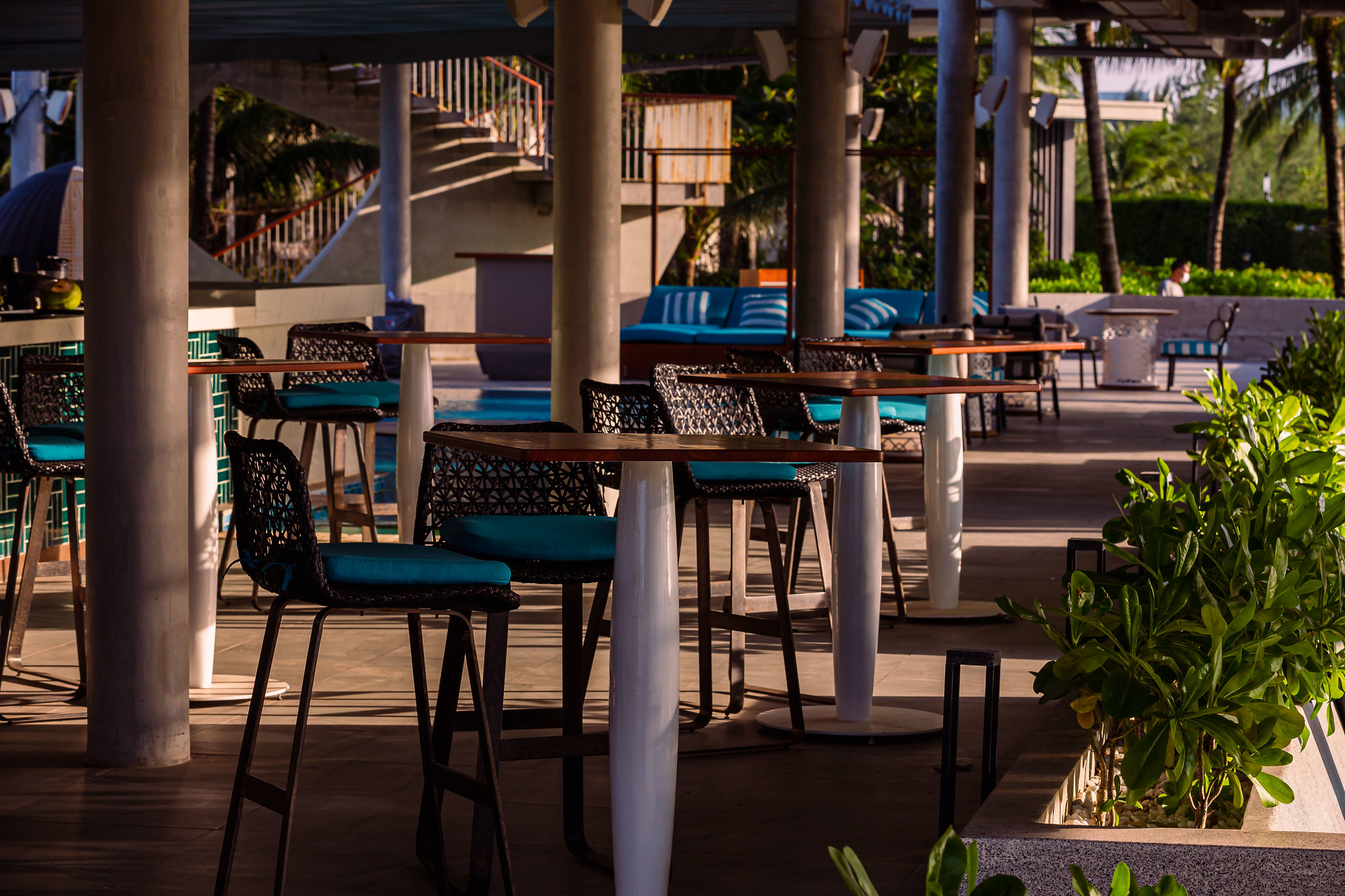 THE SUNSET BEACH HOUSE