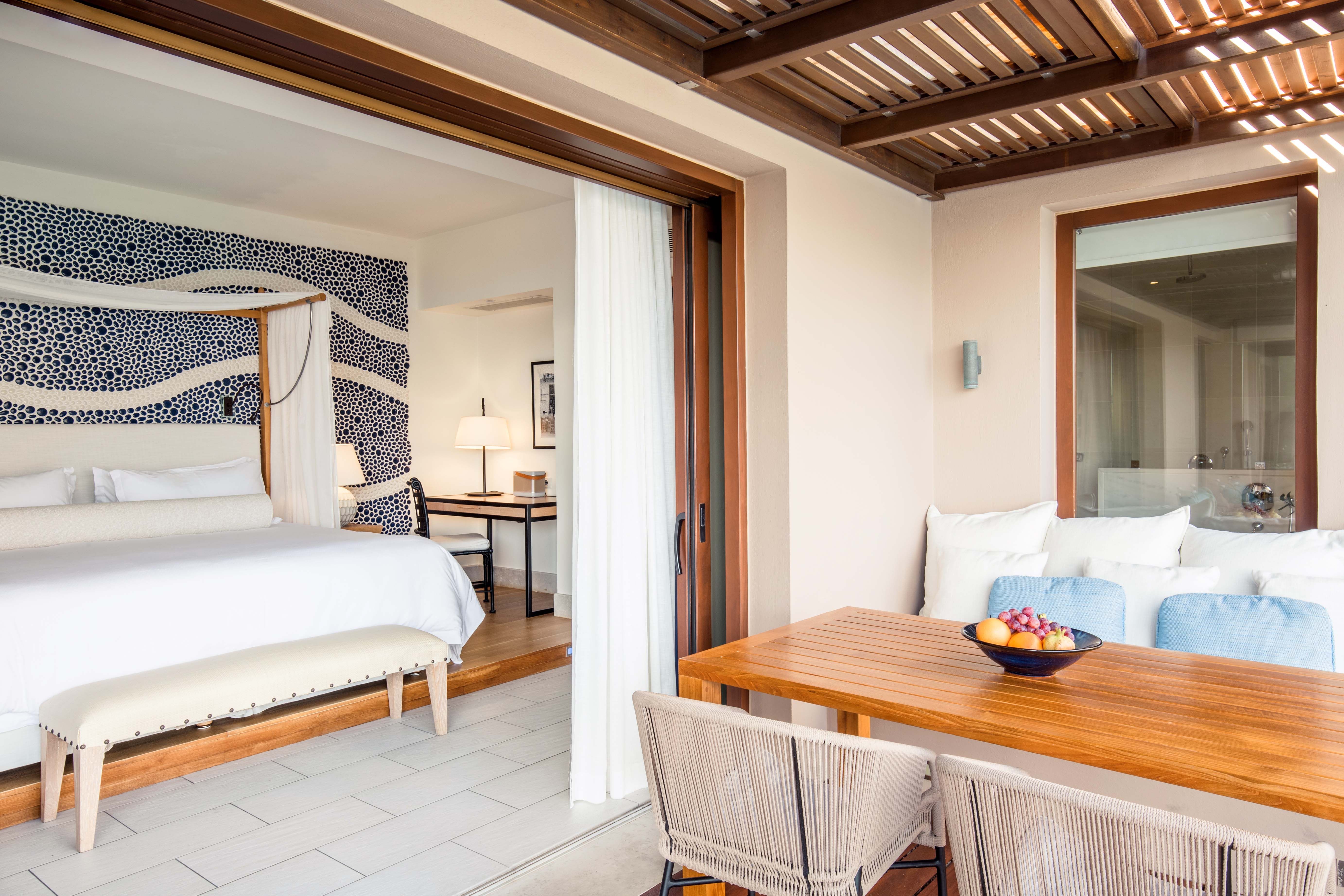 Island Suite Sea View Private Heated Pool