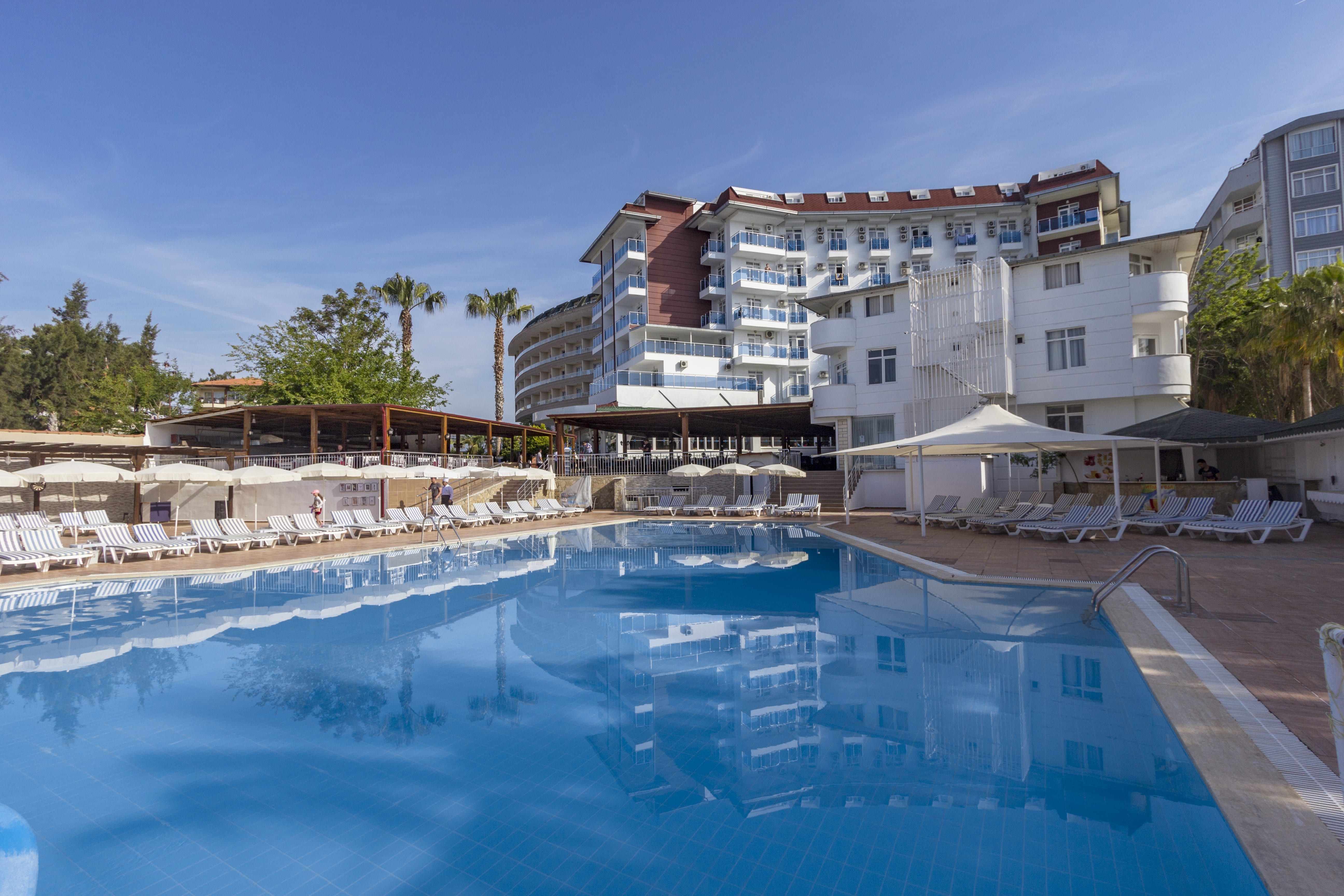 Piscina deschisă