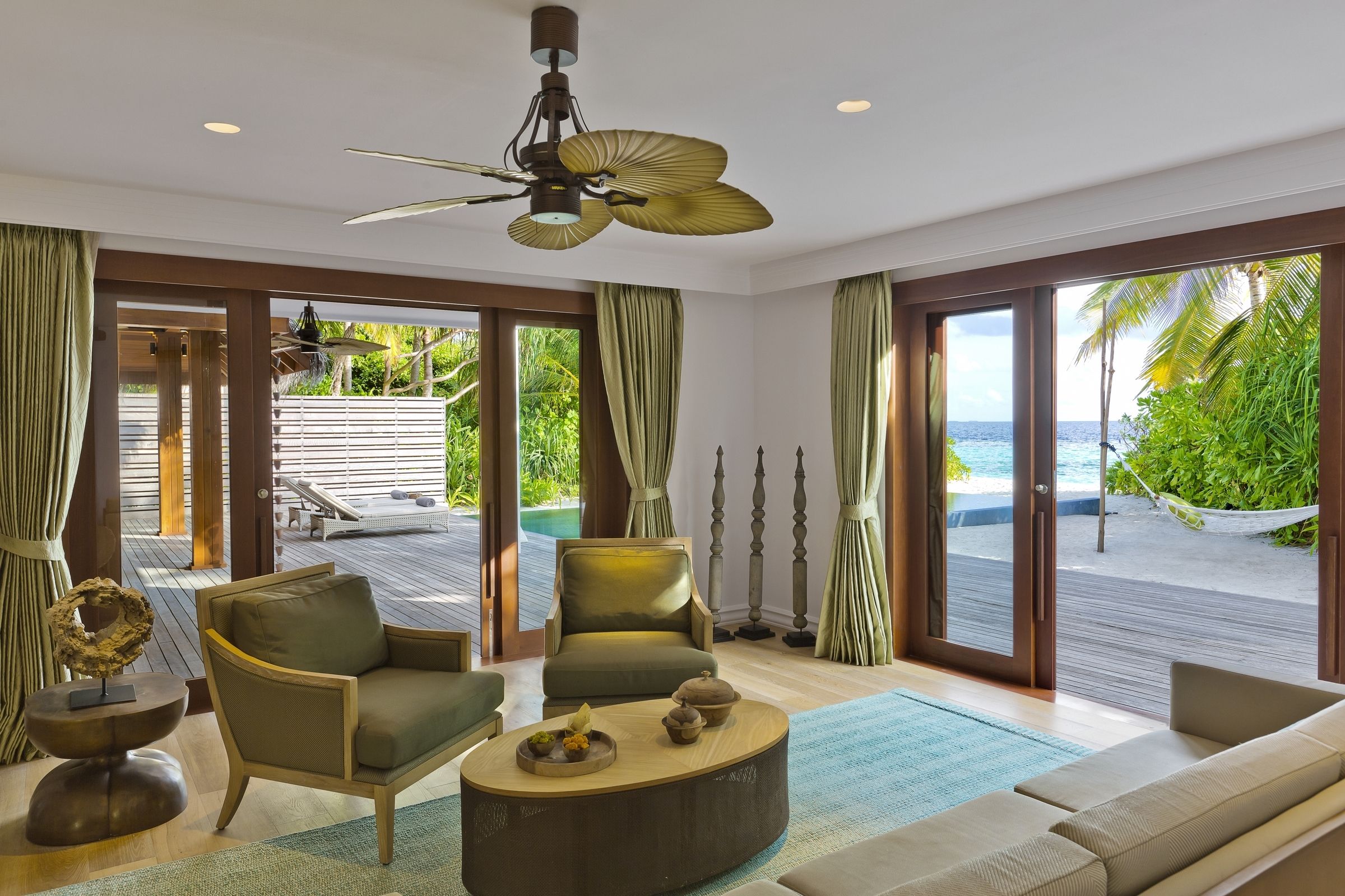 Two Bedrooms Beach Pool Residence