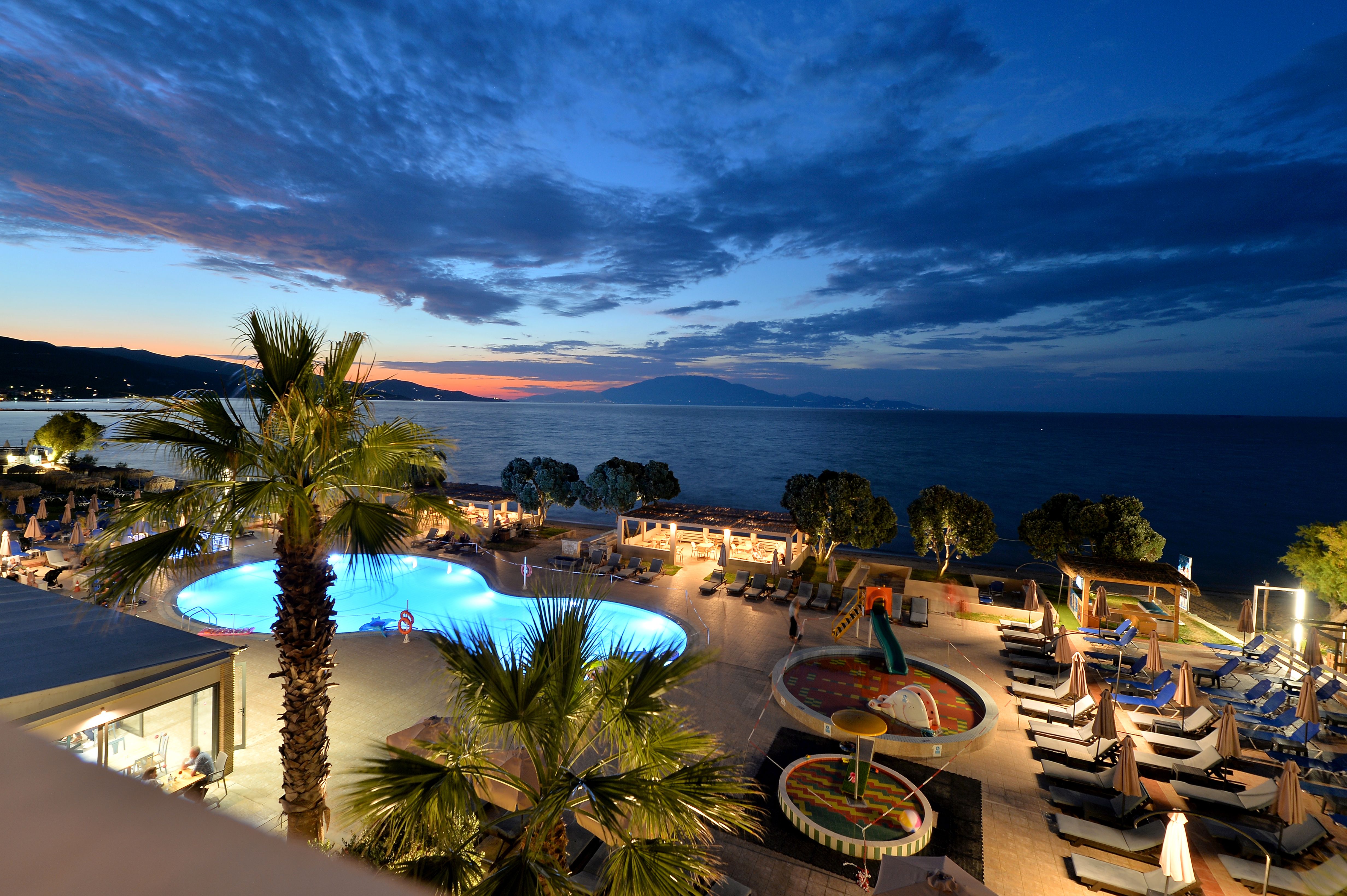 Piscina deschisă
