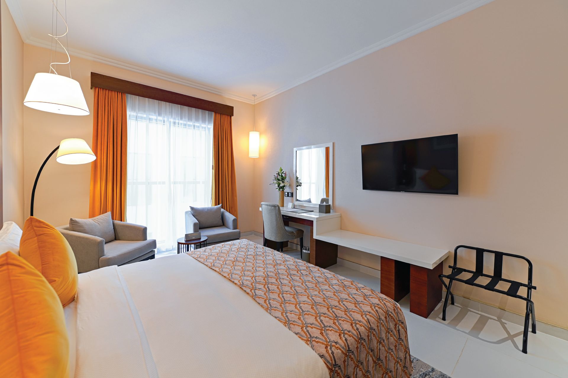 Deluxe Room (King/Twin)