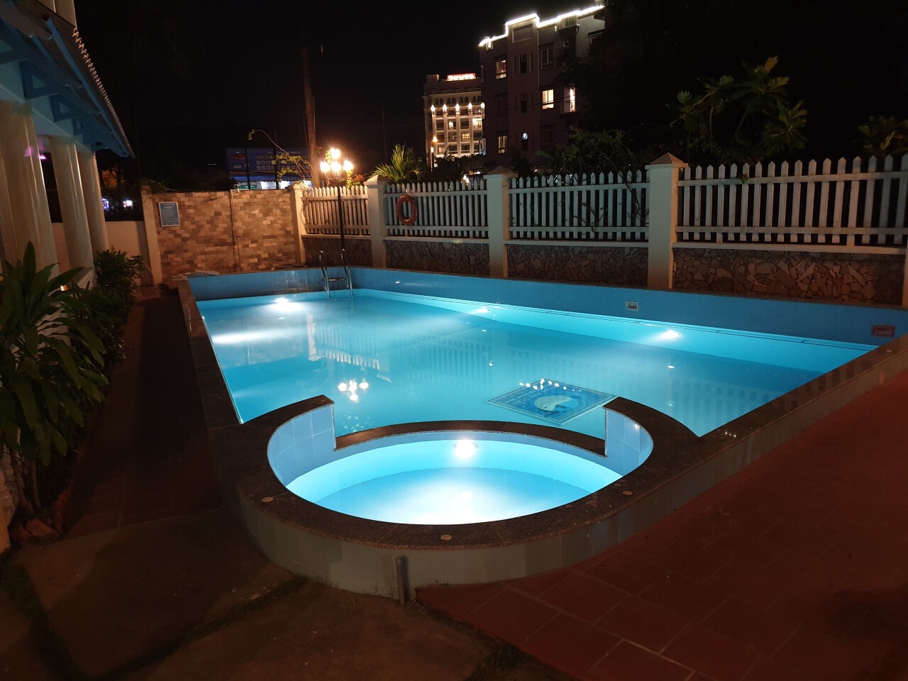 Piscina deschisă