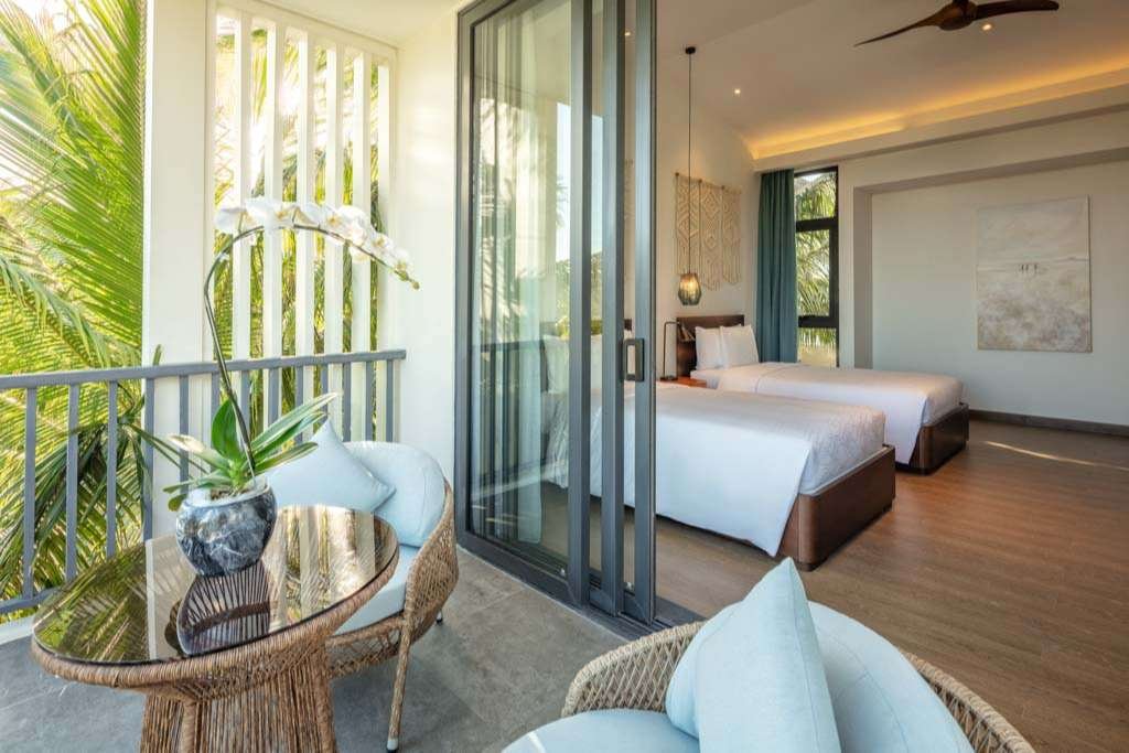3-BEDROOM PREMIUM POOL VILLA