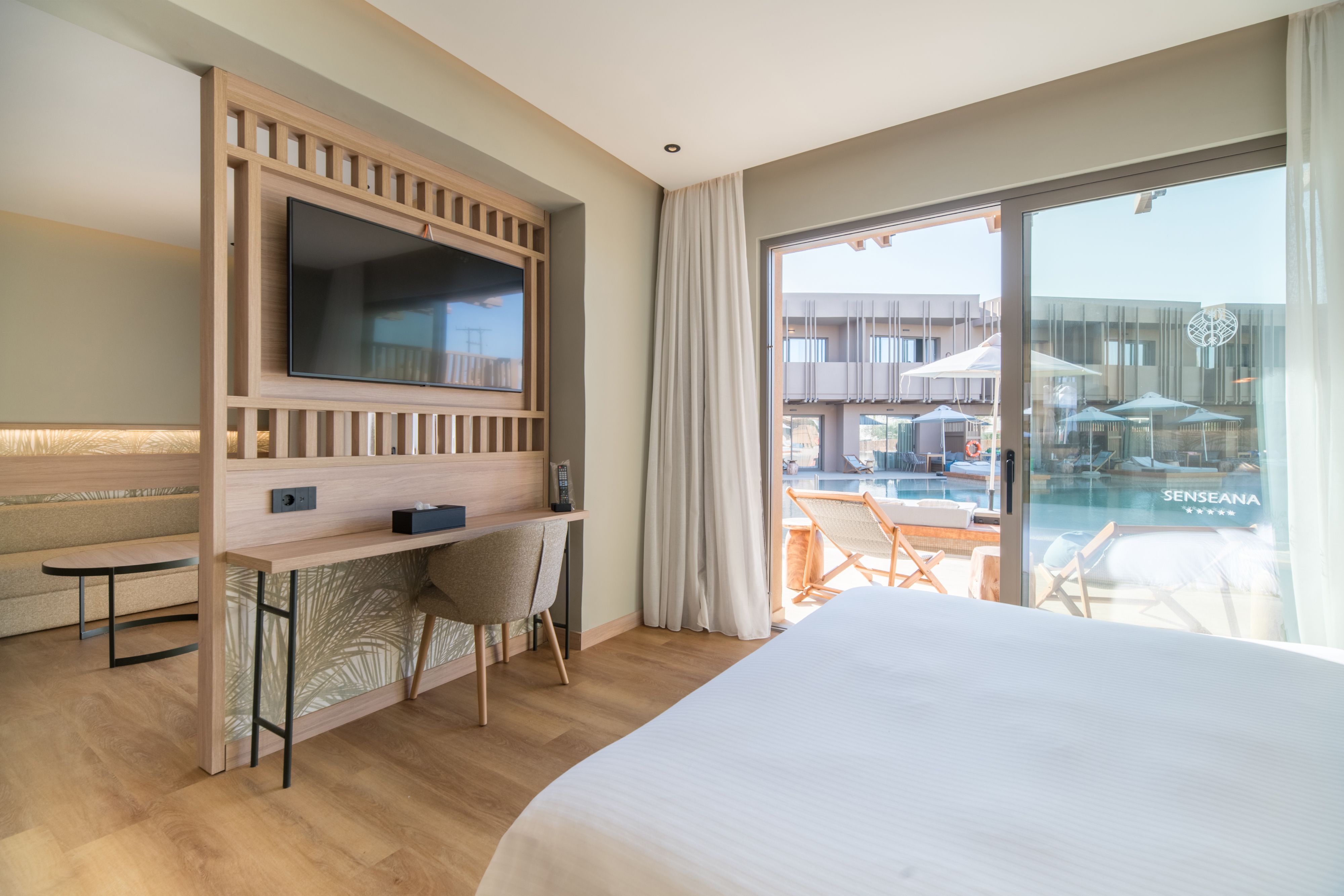 Petite Suite Garden View Pool Access