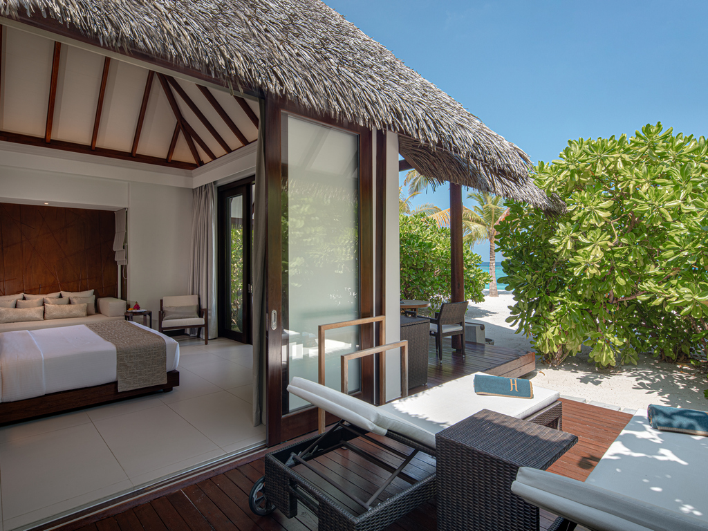 BEACH VILLA