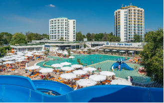 Mera resort.png