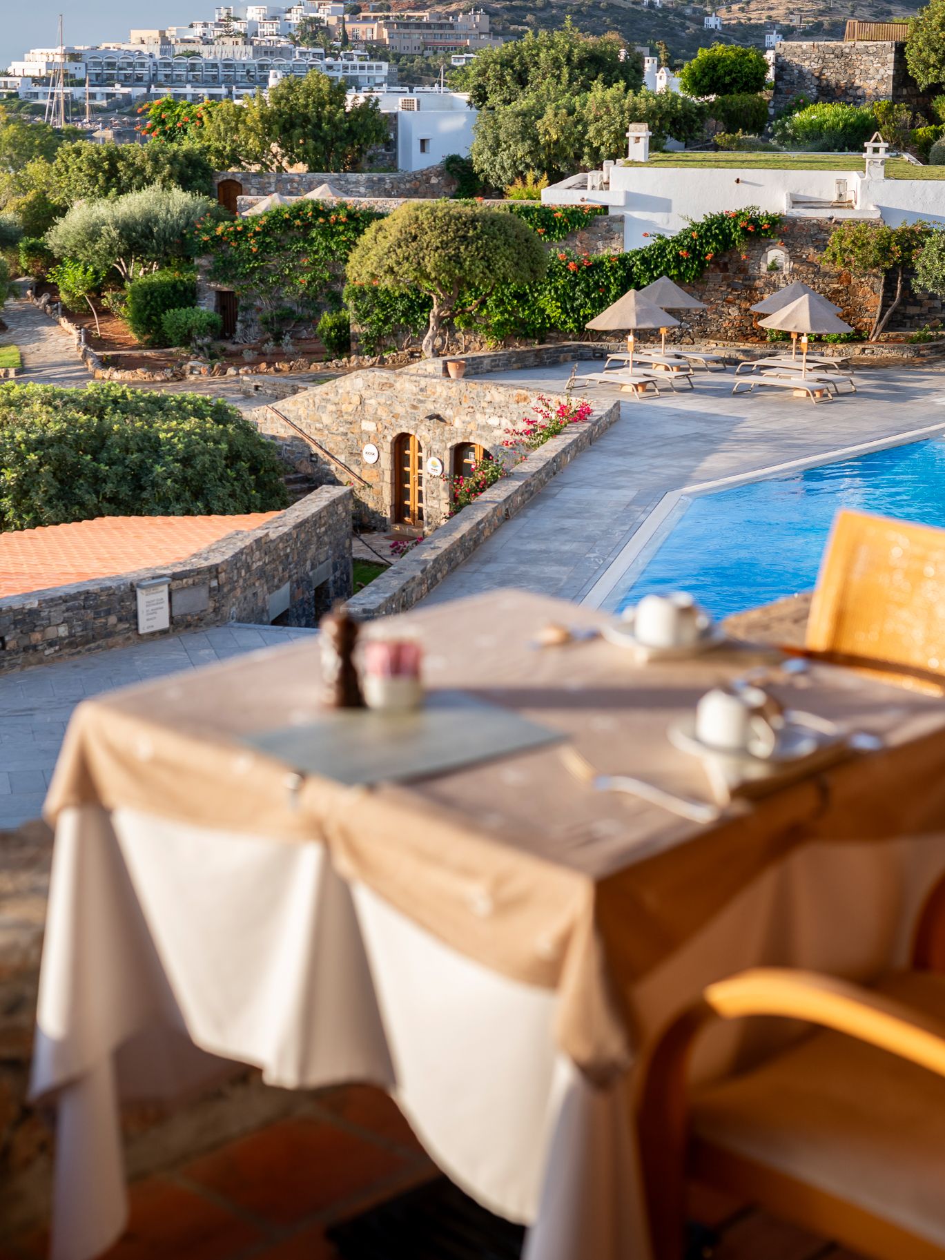 Deck Restaurant 