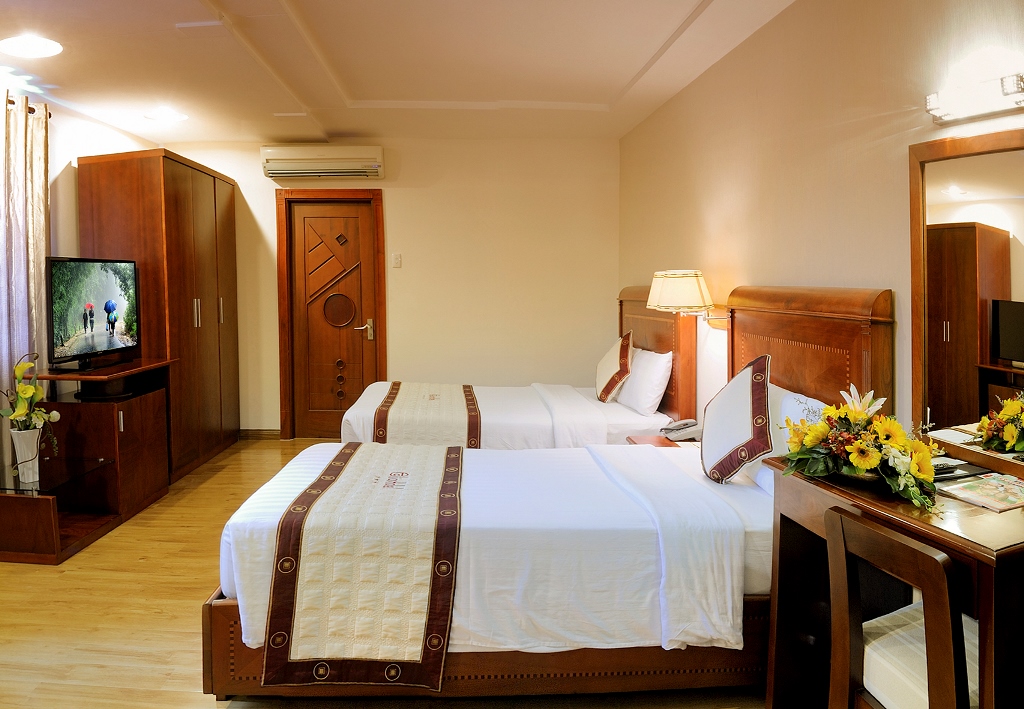 GRAND DELUXE ROOM