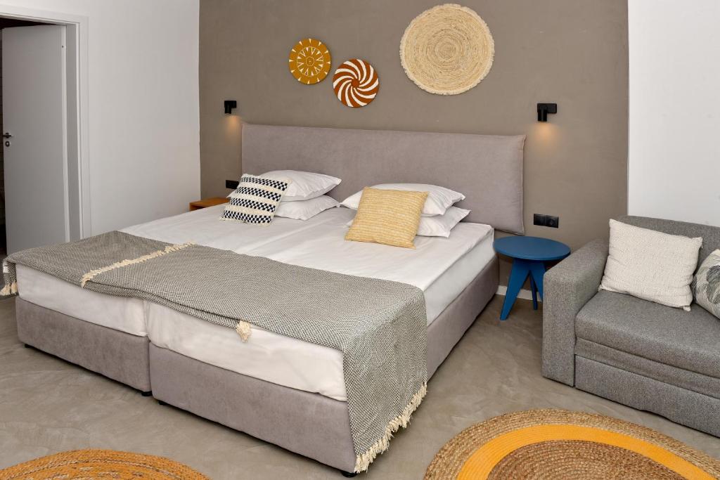 Twin Standard Room (Balcony or Terrace)