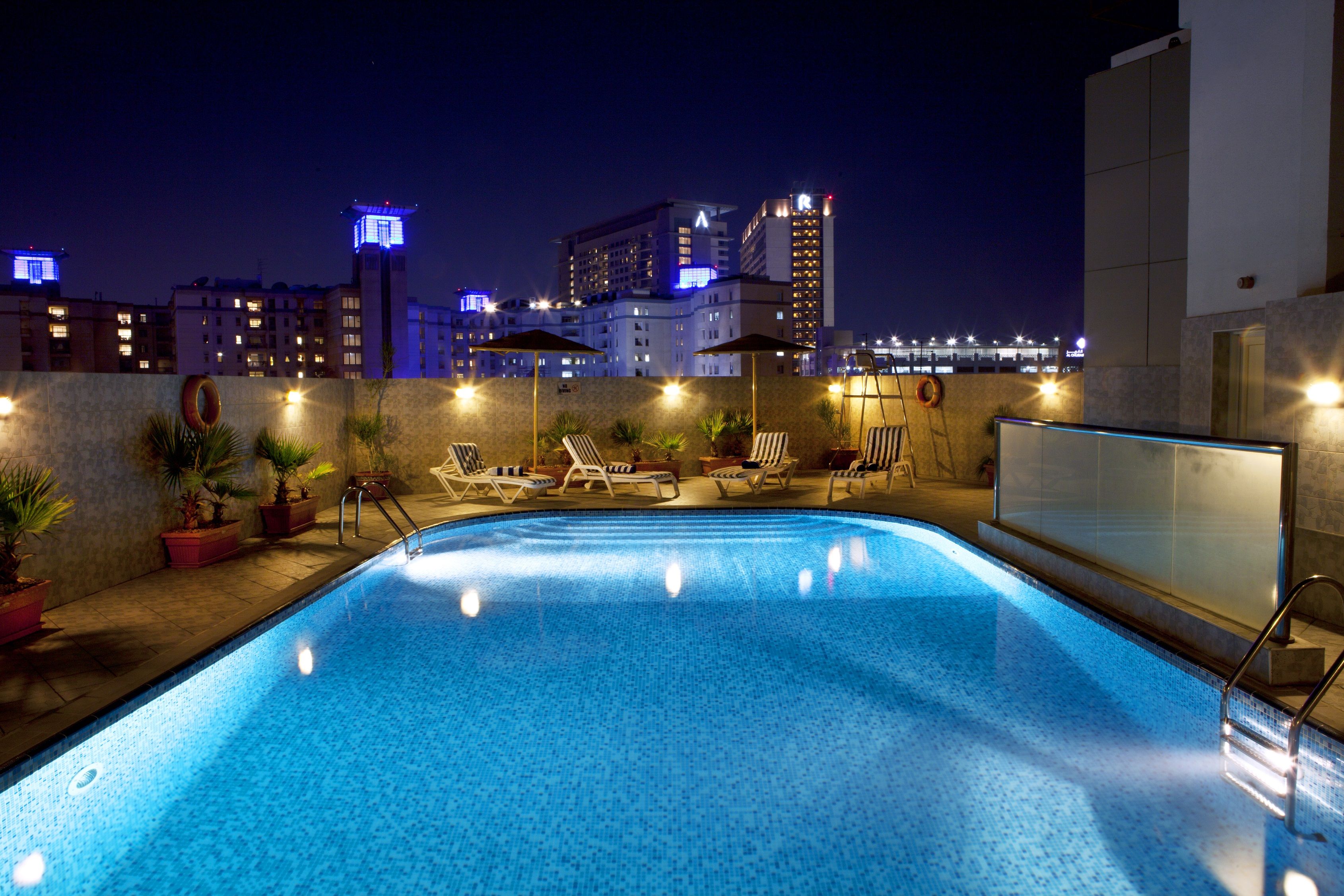 Piscina deschisă