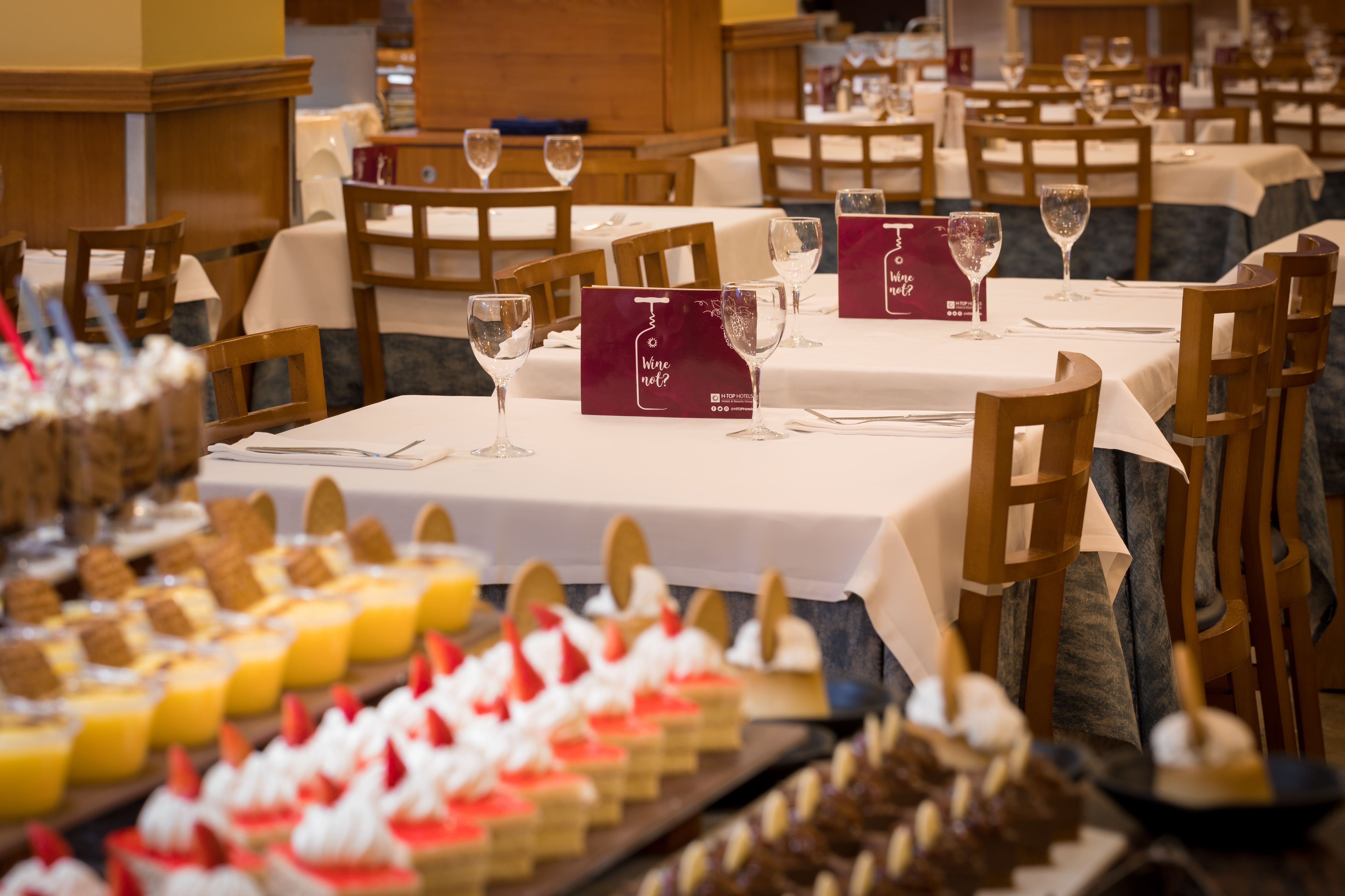 MAIN RESTAURANT