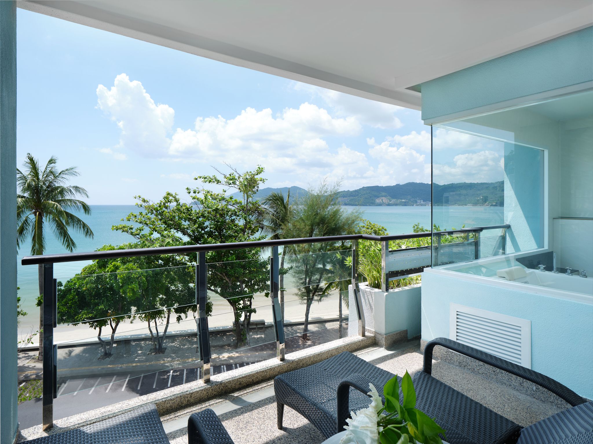 One Bedroom Superior Suite Sea View
