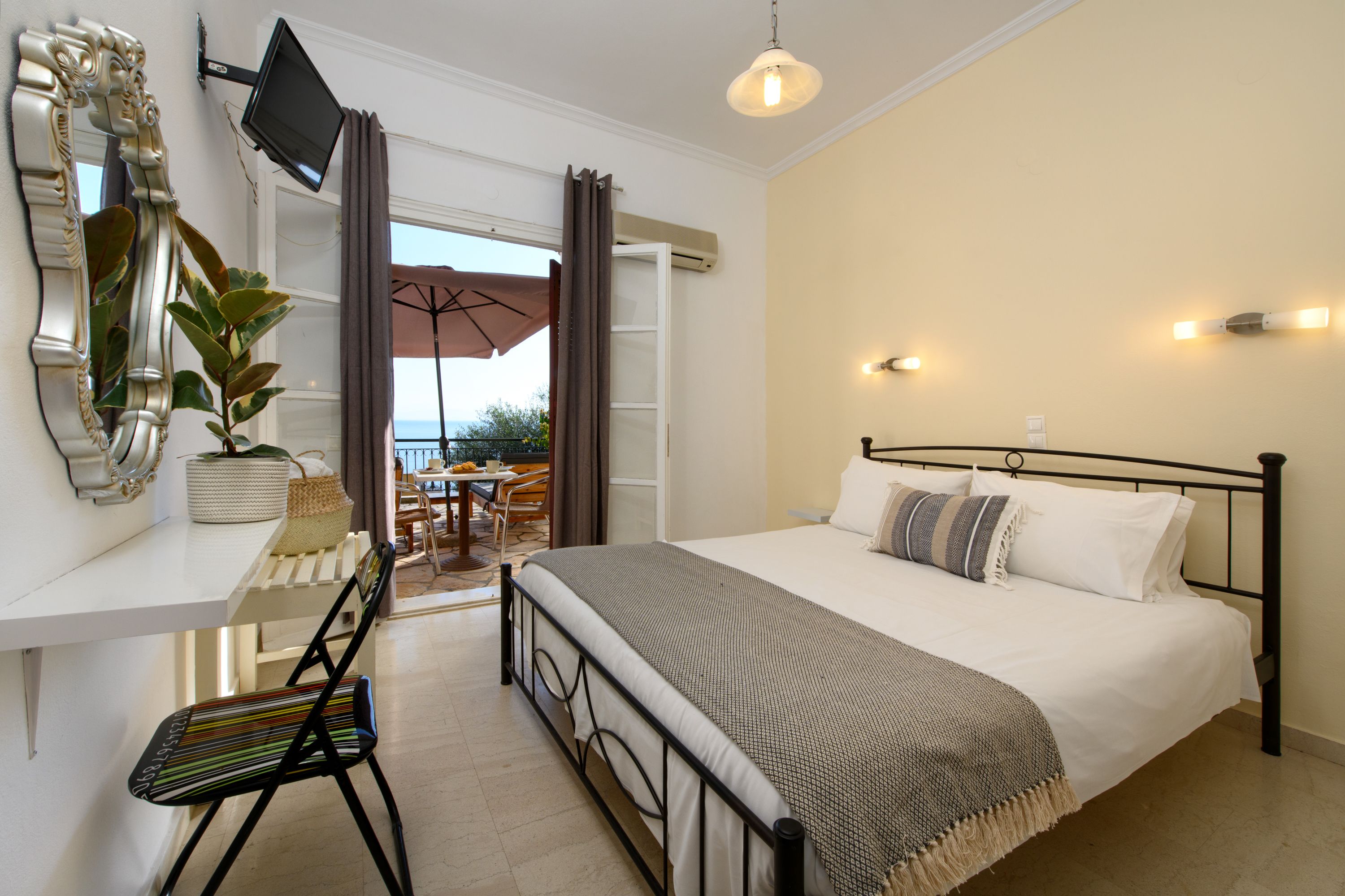 Deluxe Studio with Seaview Balcony