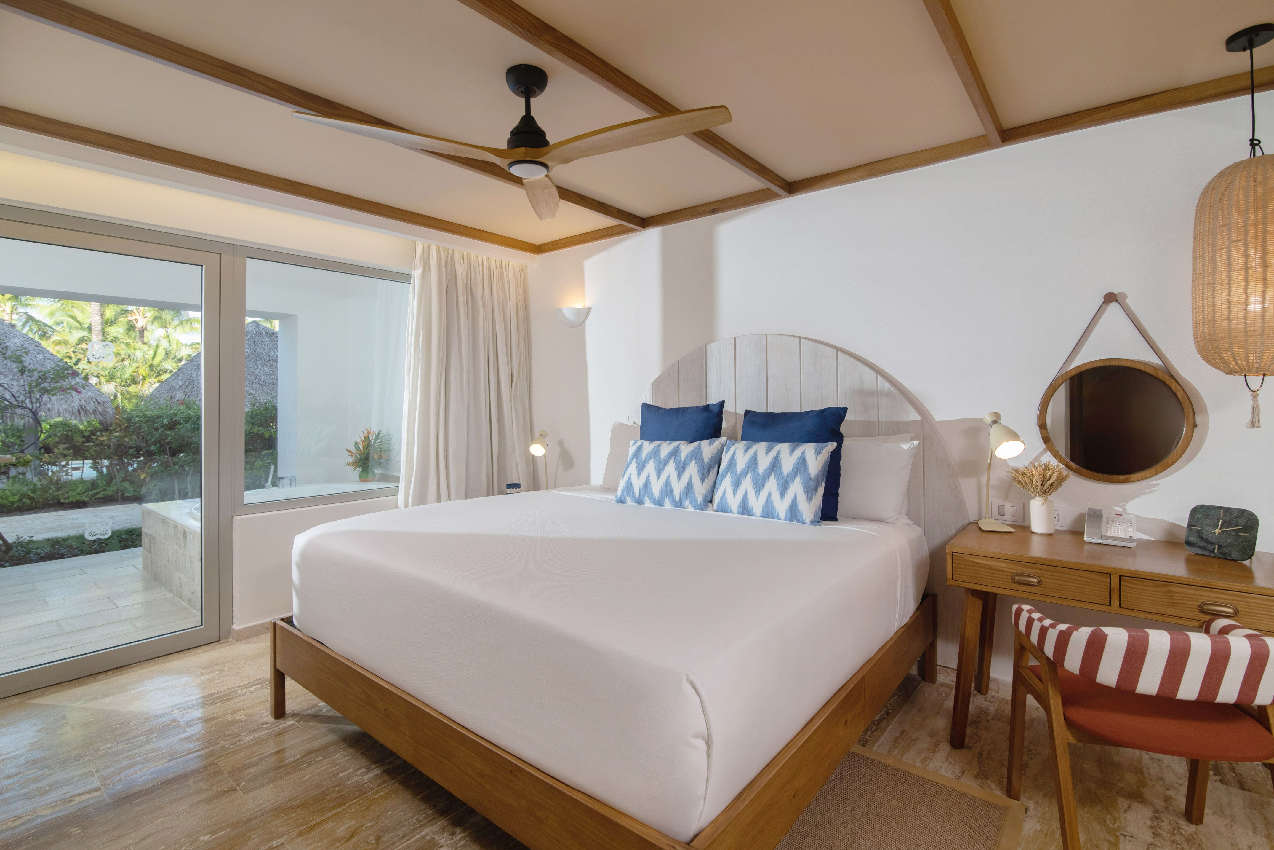MASTER SUITE ZEL SWIM-UP 