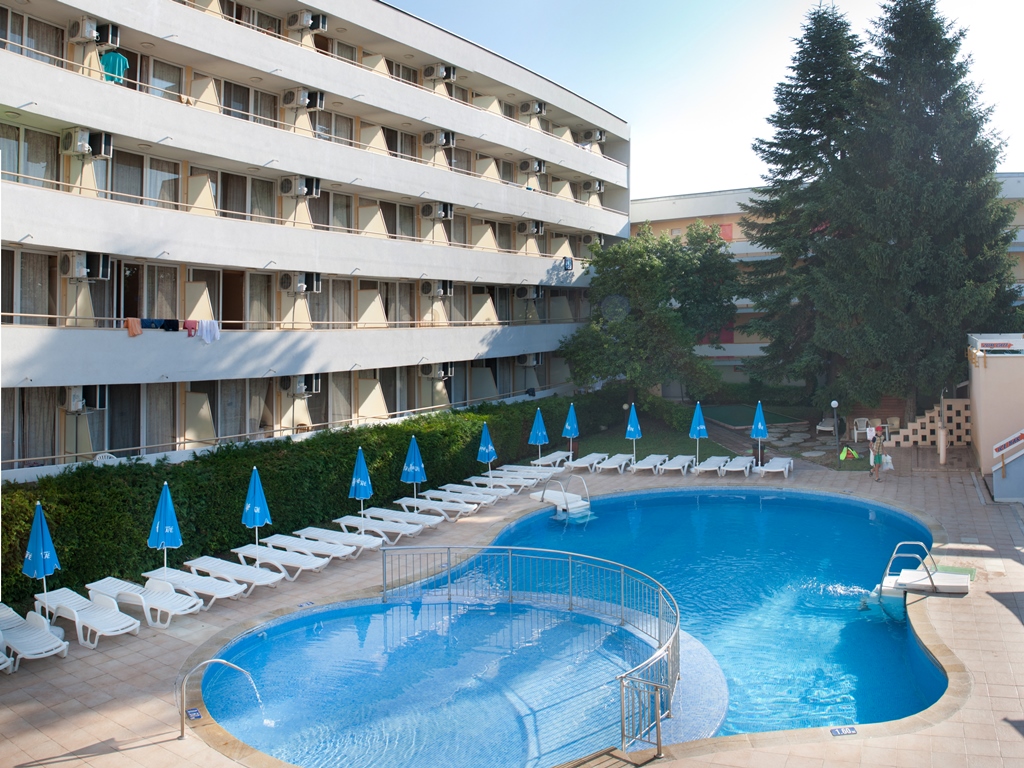 Piscina deschisă