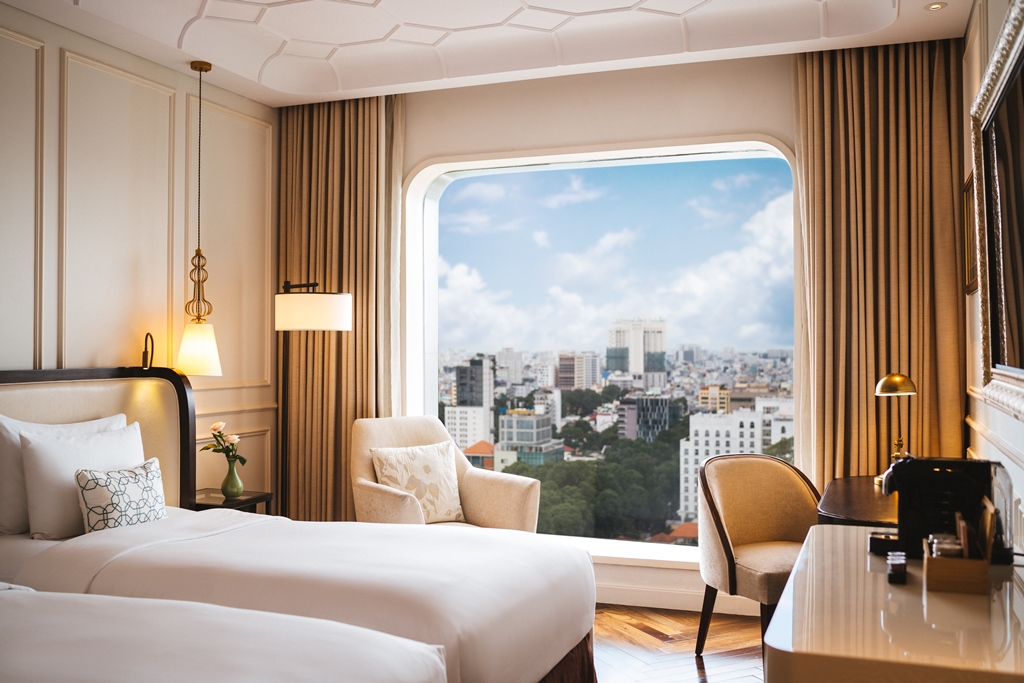 DELUXE KING/TWIN ROOM