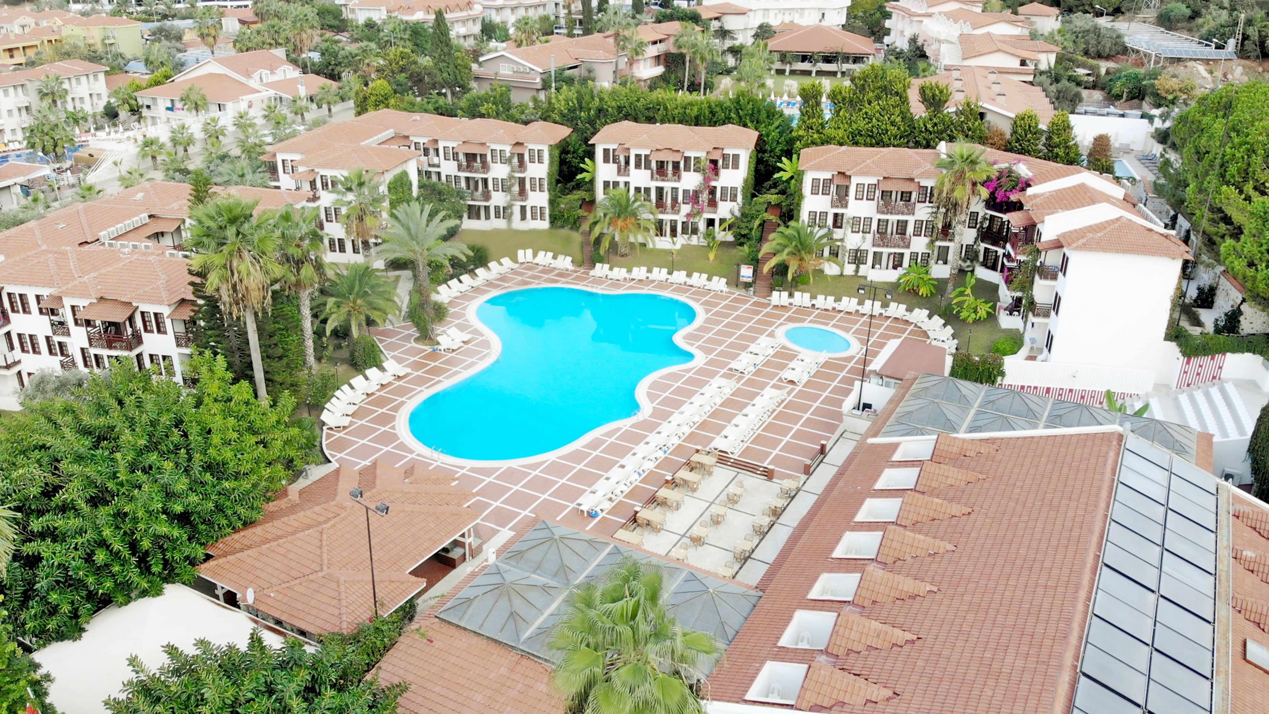 Piscina deschisă