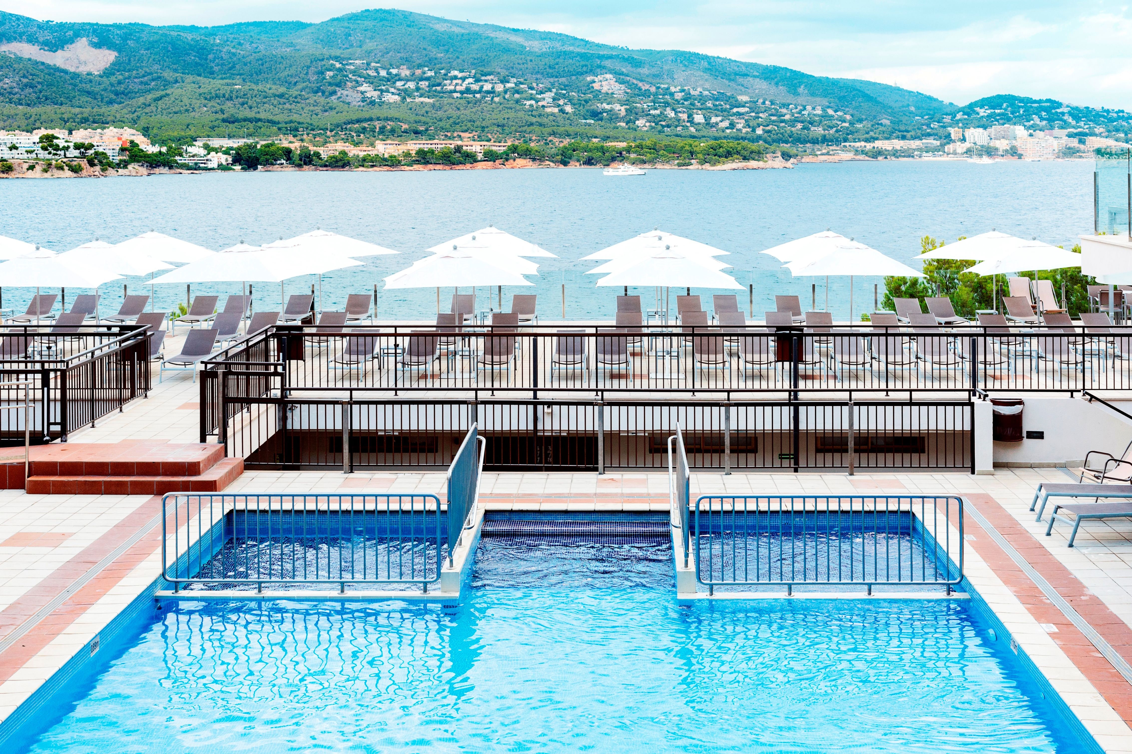 Piscina deschisă
