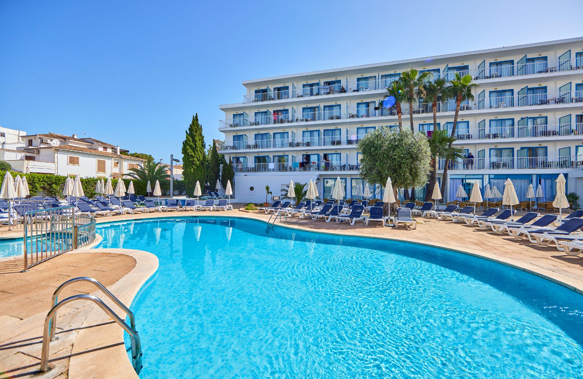 Piscina deschisă