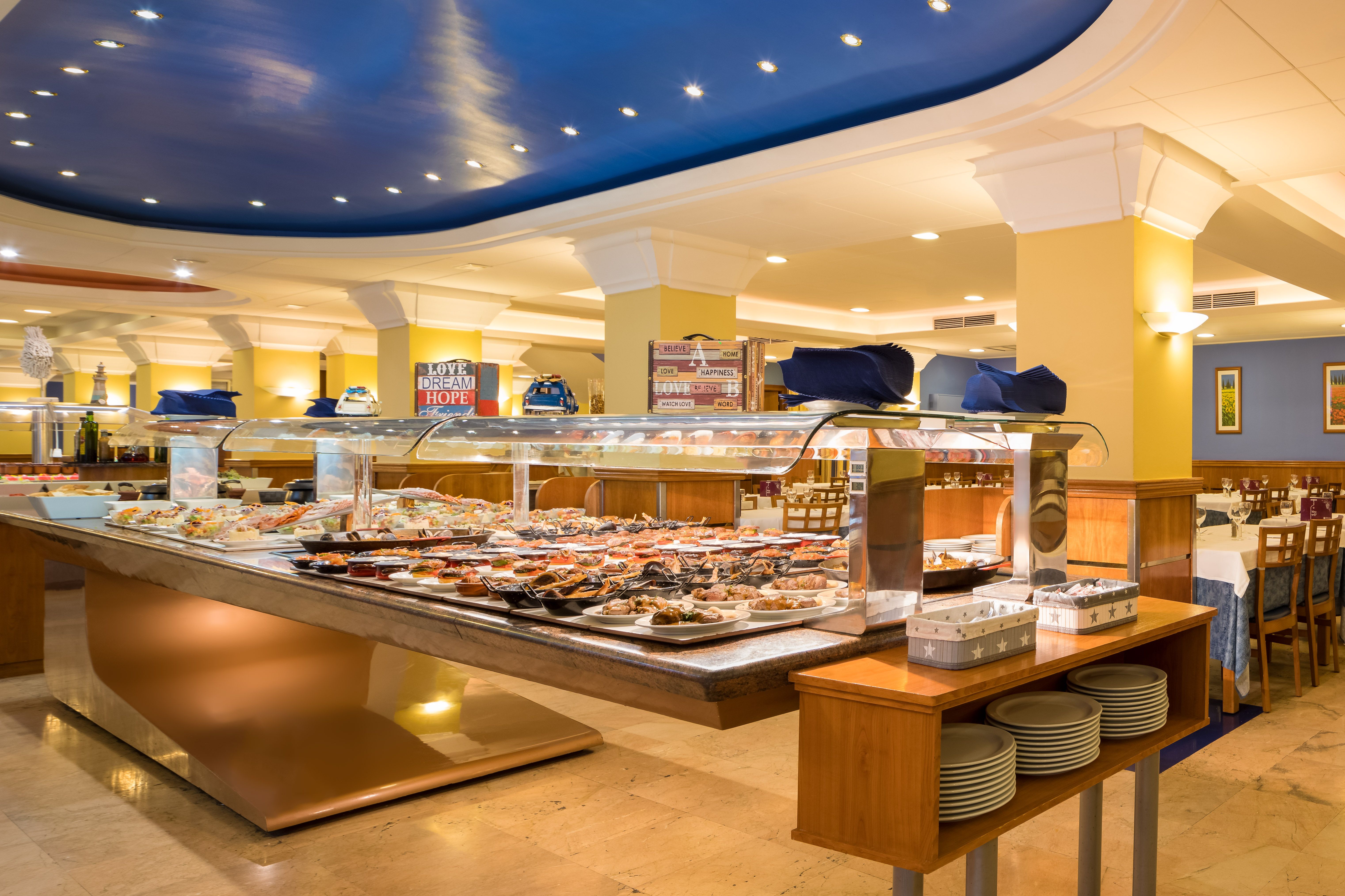 MAIN RESTAURANT