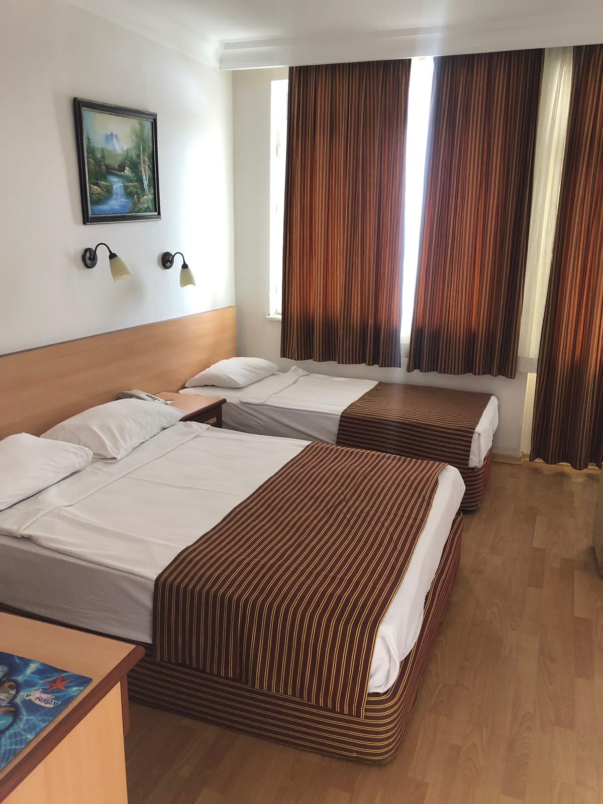 STANDARD ROOM 
