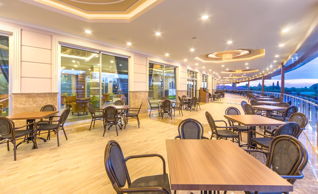 COFFEE HOUSE