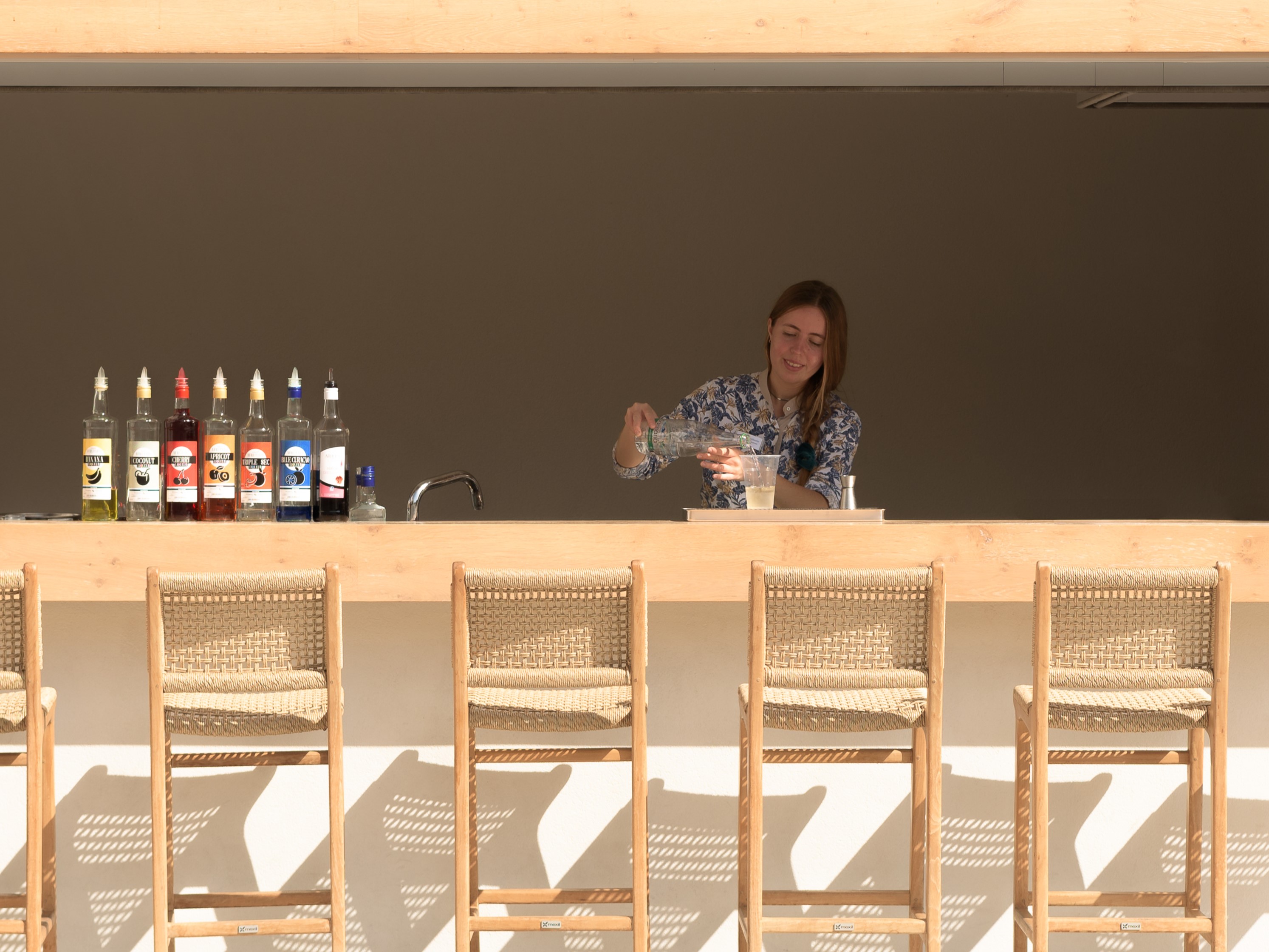 Pool Bar 
