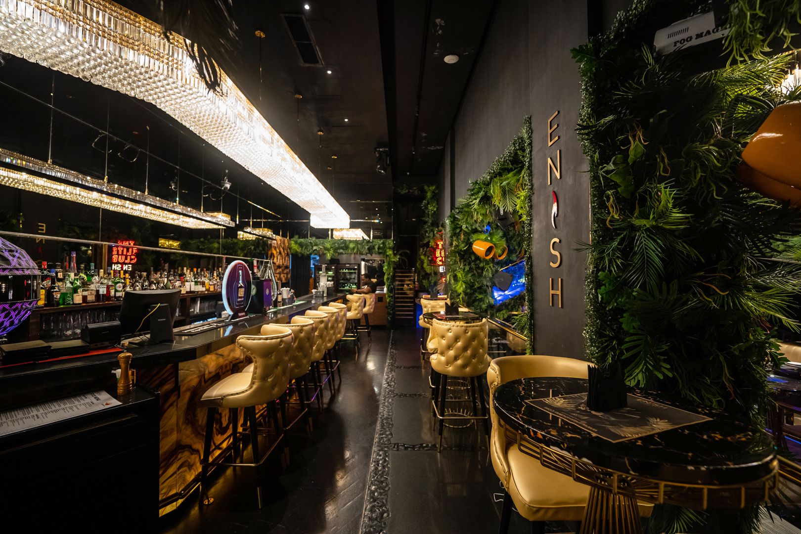 Enish Restaurant & Lounge 