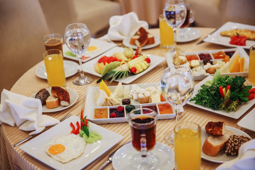 LANATA MODERN RESTAURANT