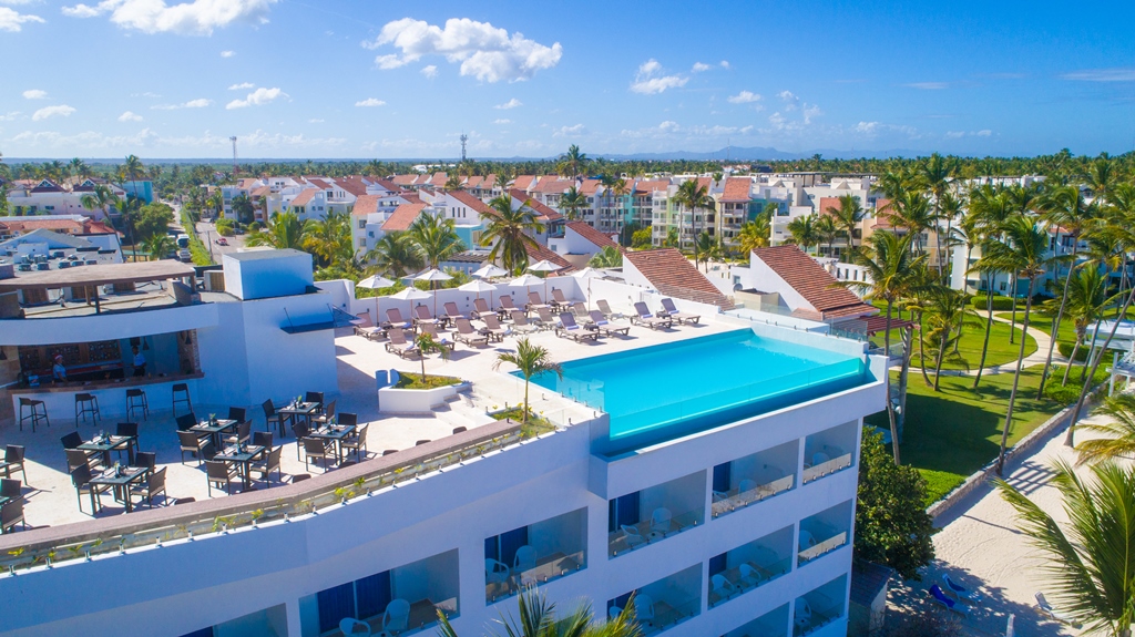 Piscina deschisă