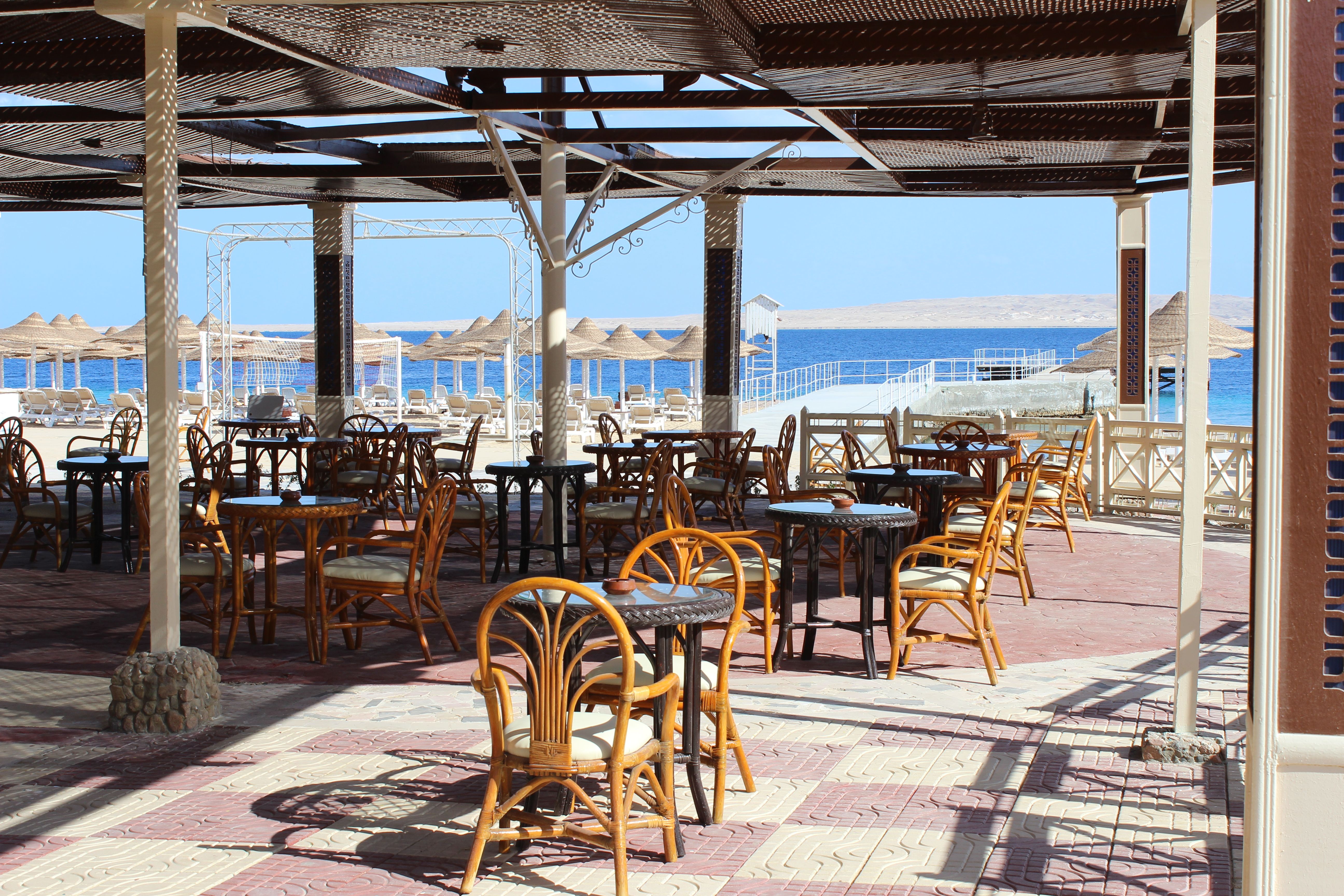 Beach Restaurant / Blue Bar