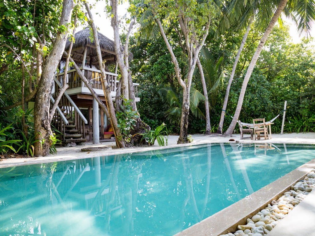 Crusoe Villa With Pool