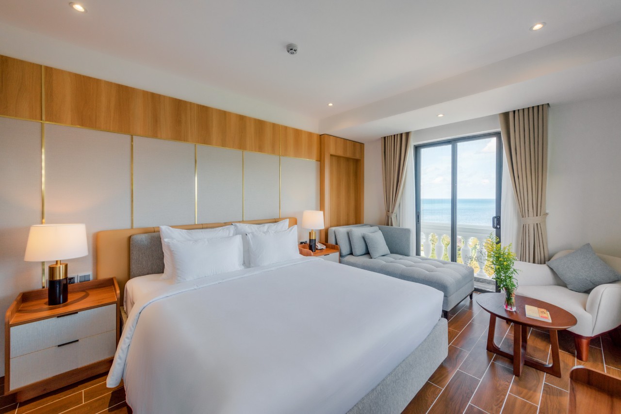 EXECUTIVE OCEANVIEW 