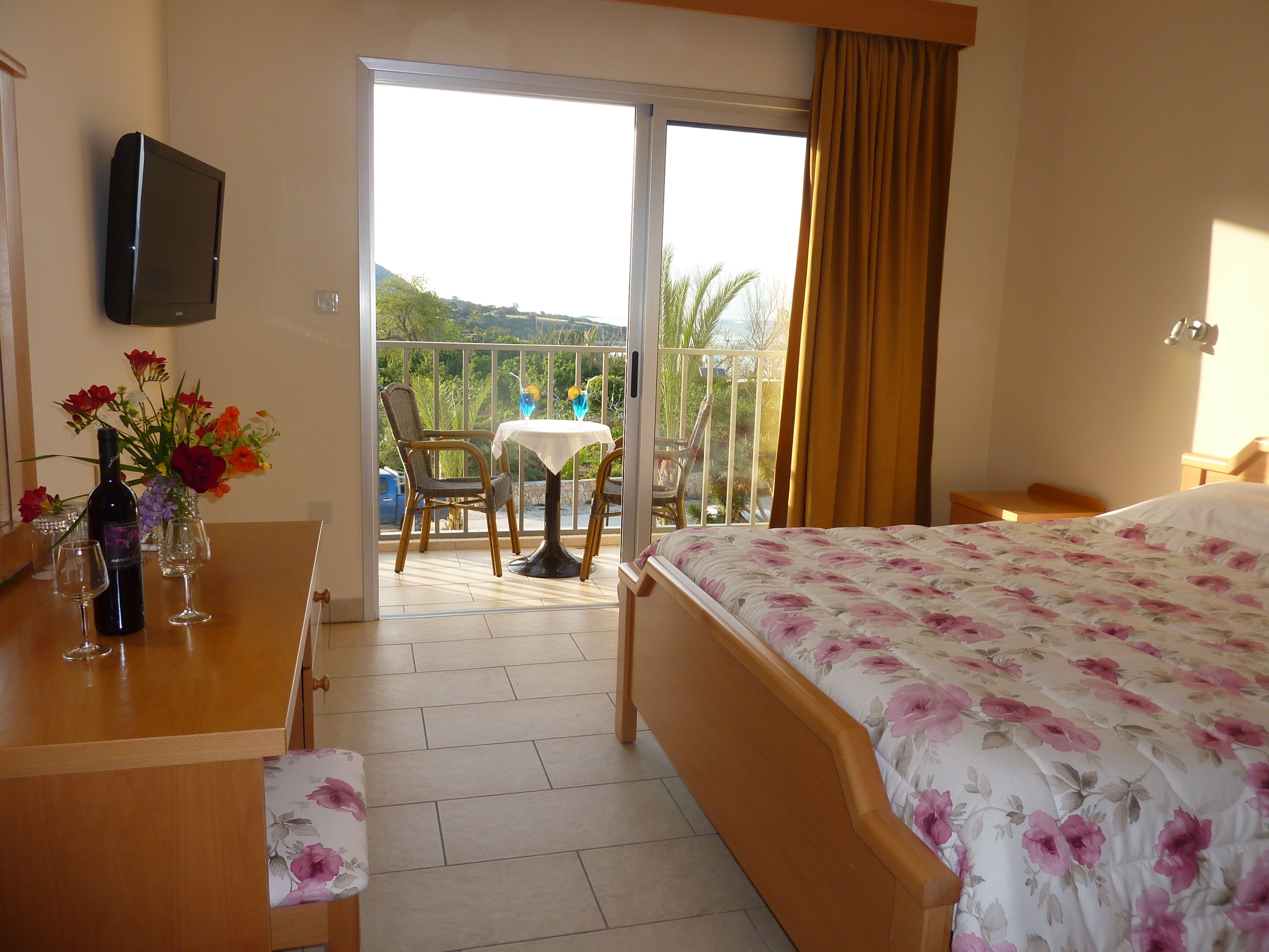 Deluxe Room (Sea View, Balcony or Terrace)