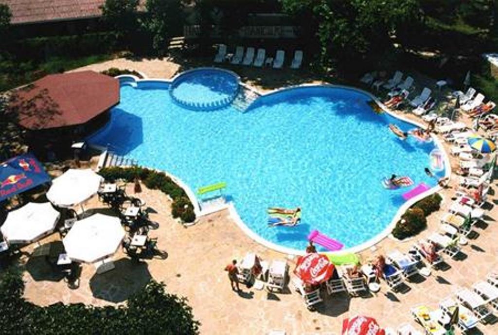 Piscina deschisă