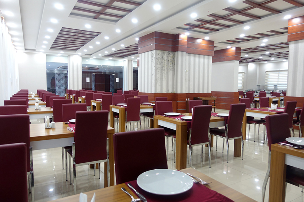 ANA RESTORAN
