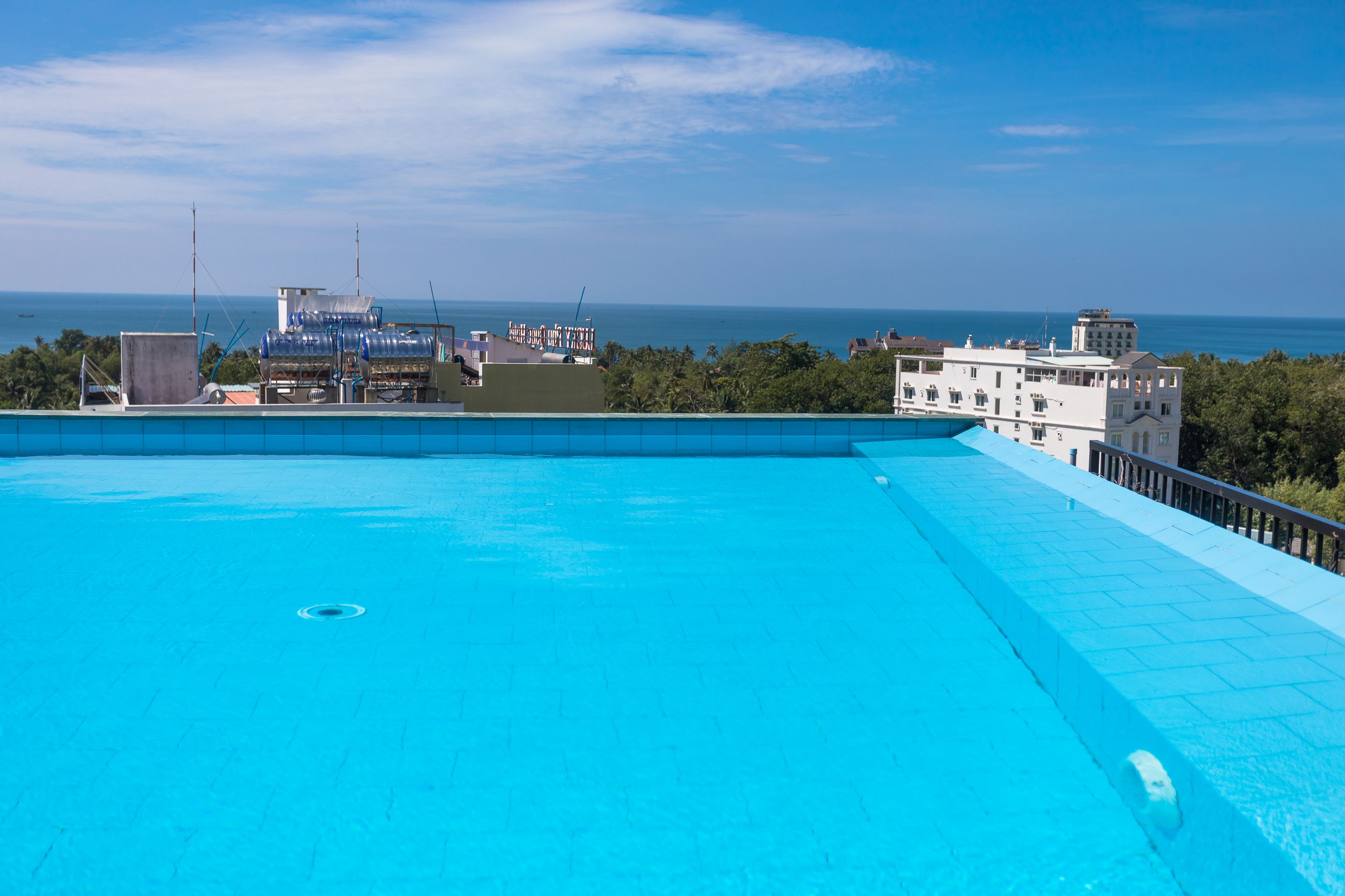 Piscina deschisă
