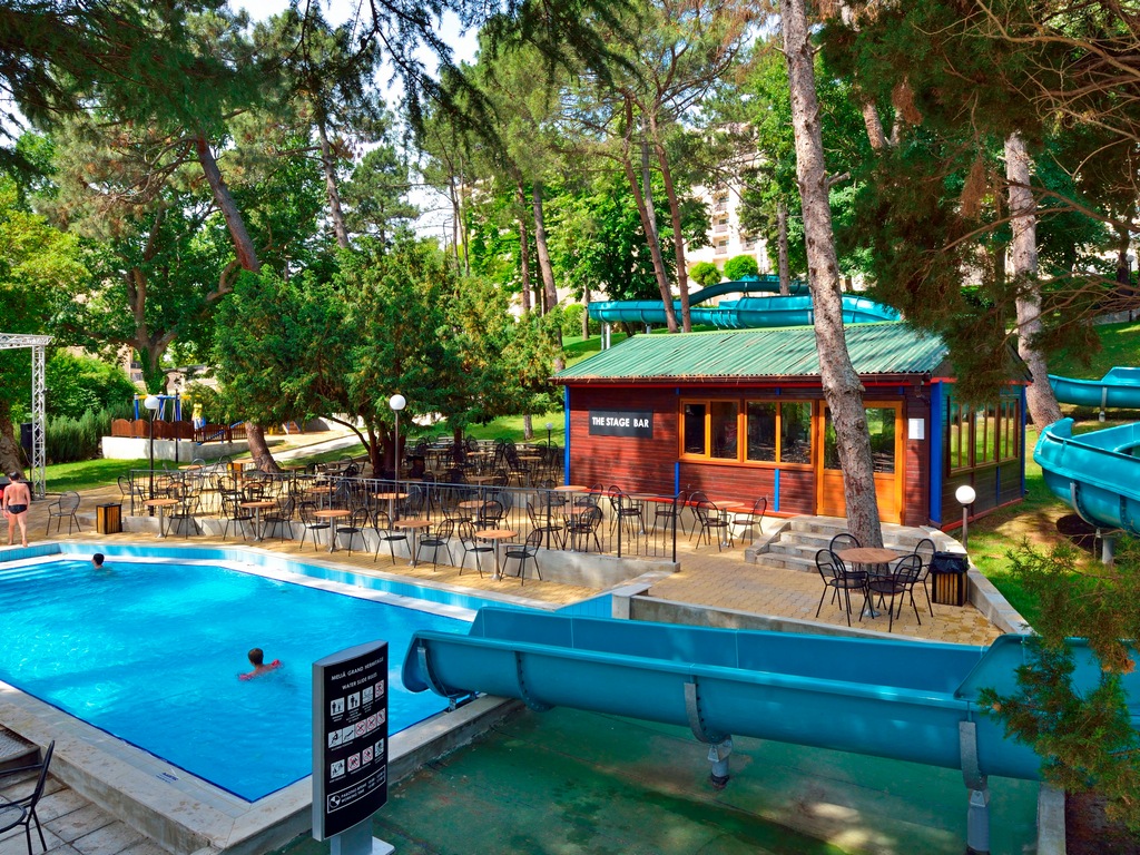 The Stage bar (outdoor location)