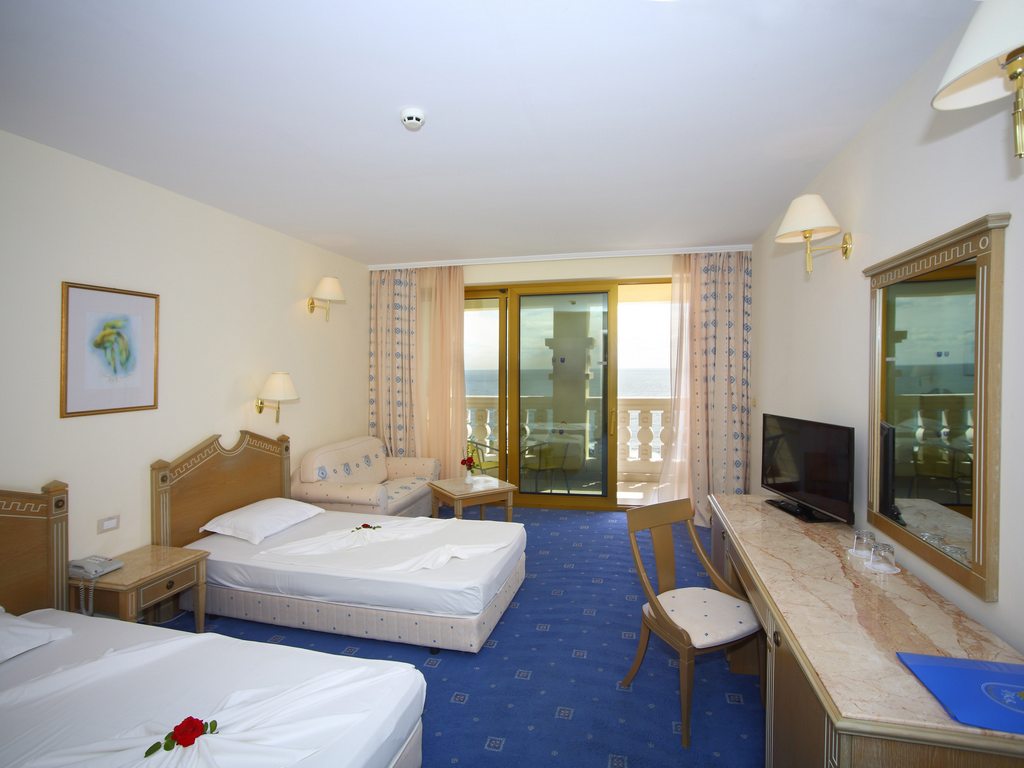 Standard Room (SeaView, Balcony or Terrace)