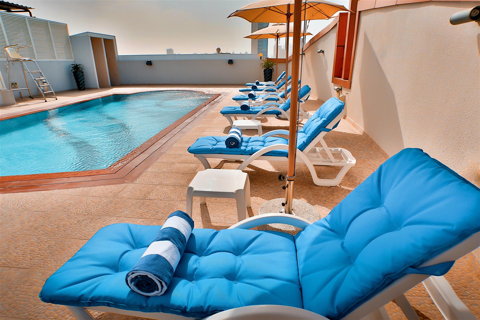 Piscina deschisă