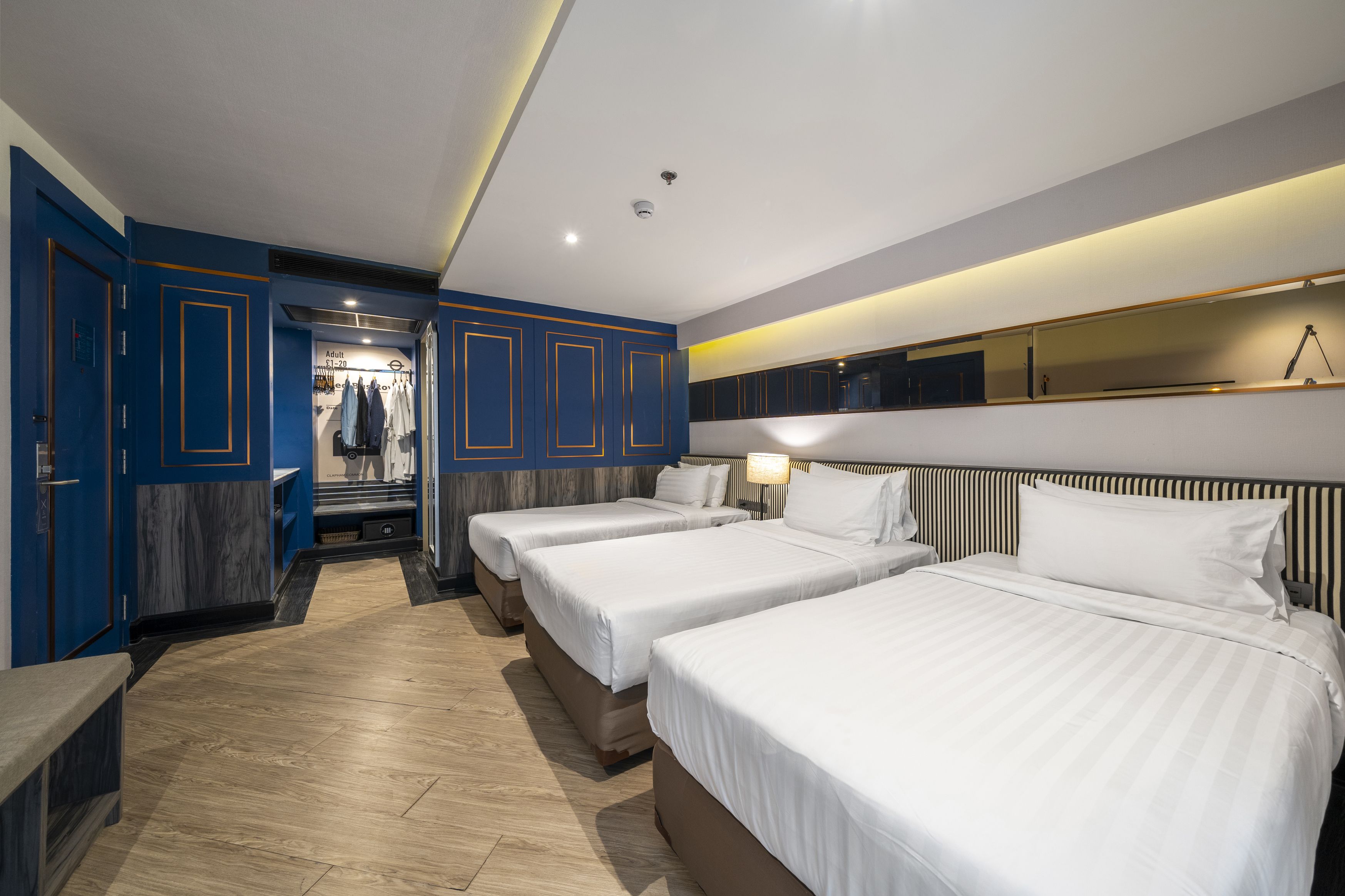 Deluxe Discovery Triple Bed