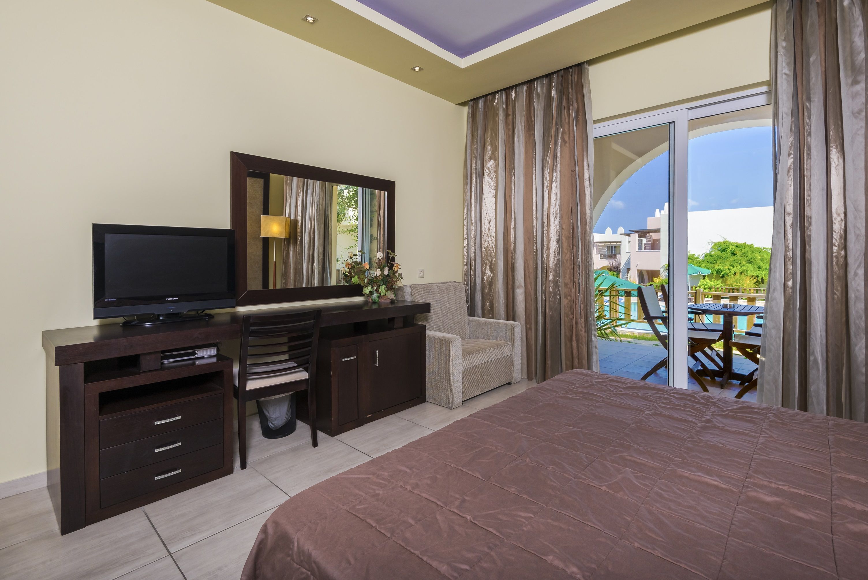 DOUBLE ROOM GARDEN POOL VIEW