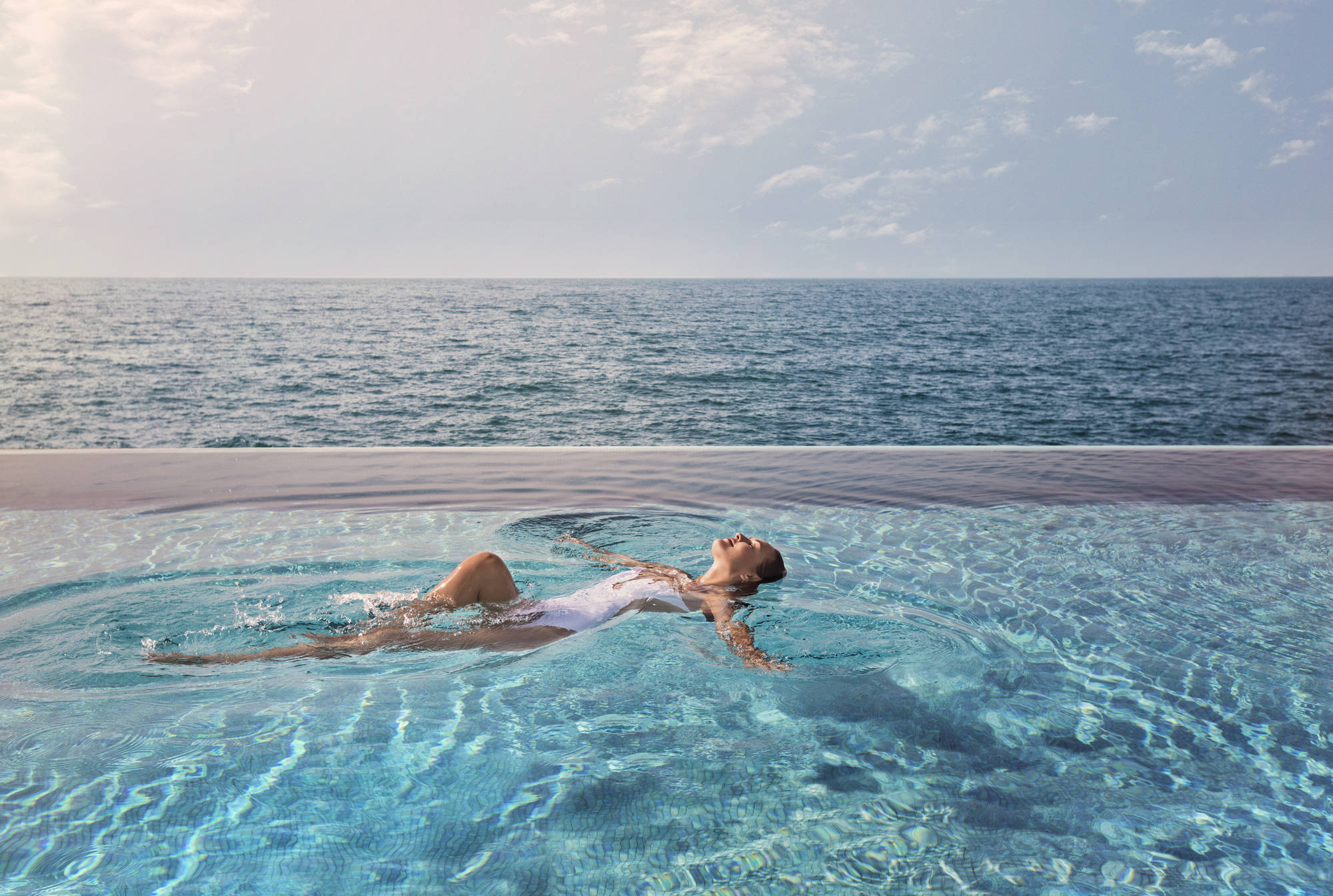 Piscina deschisă