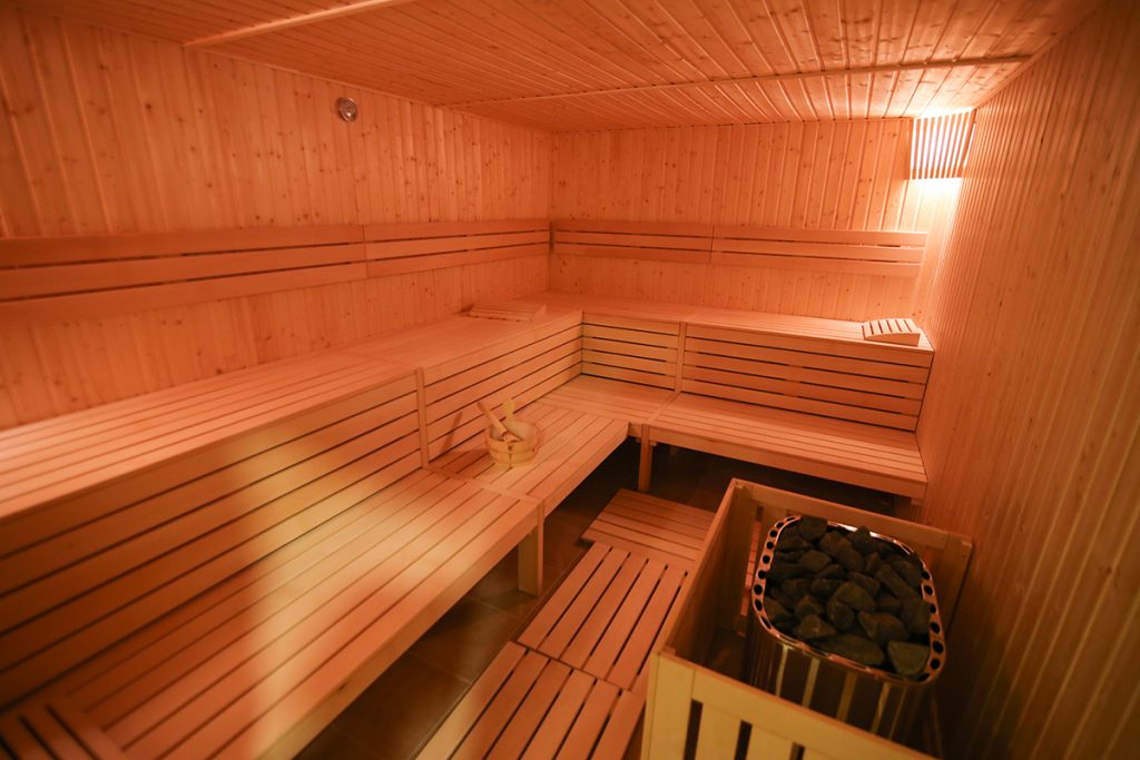 sauna-uscata-in-predeal-hotel-carmen.jpg