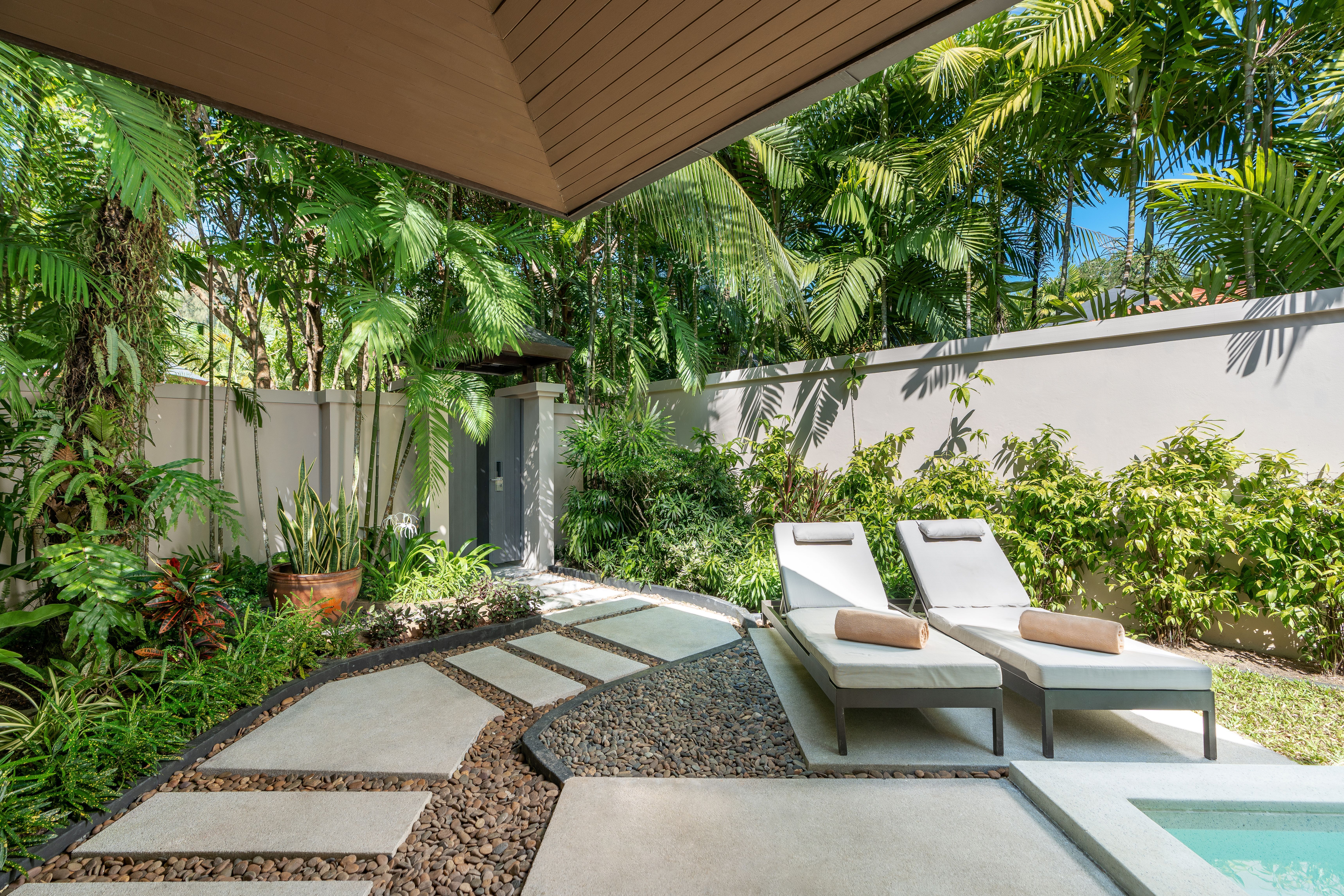 Grand Pool Villa