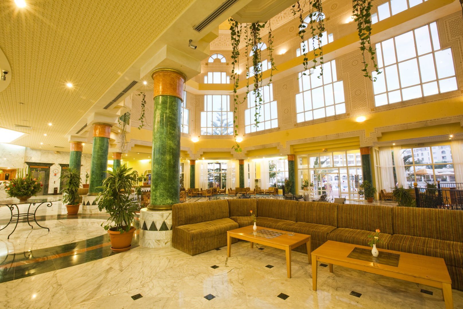 Lobby Bar